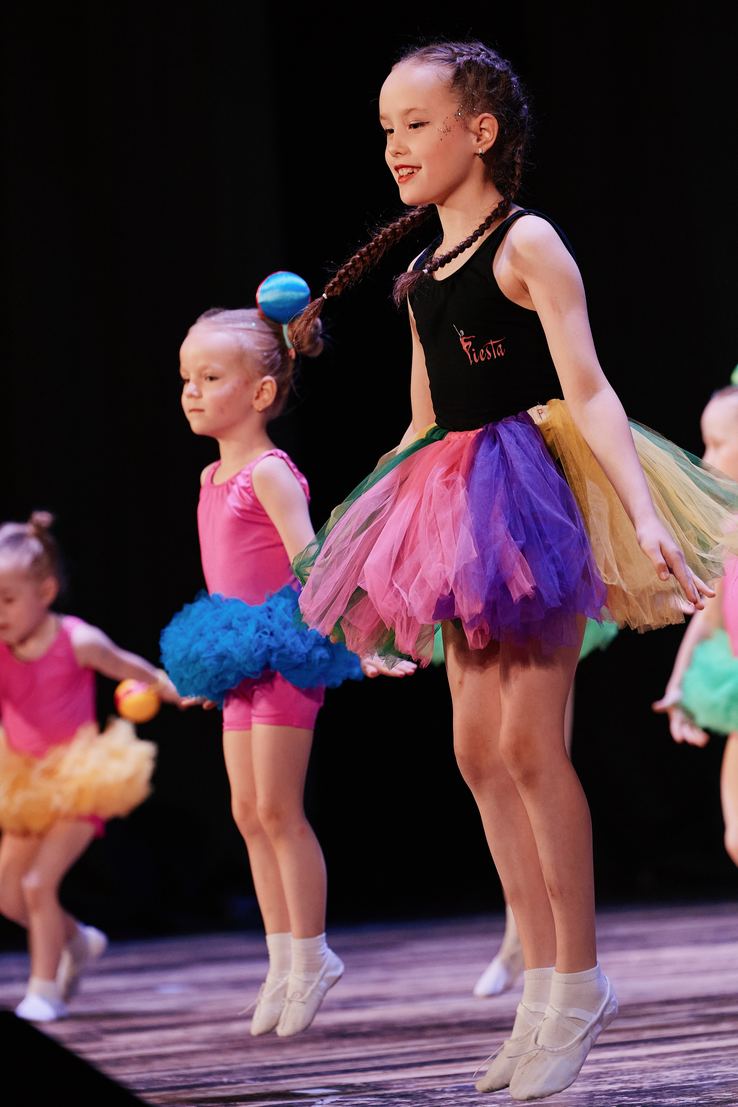 Концерт танцевальной студии Фиеста 08.06. Свадебный репортажный фотограф краснодар максим дремов дрёмов фотосессия студия цена