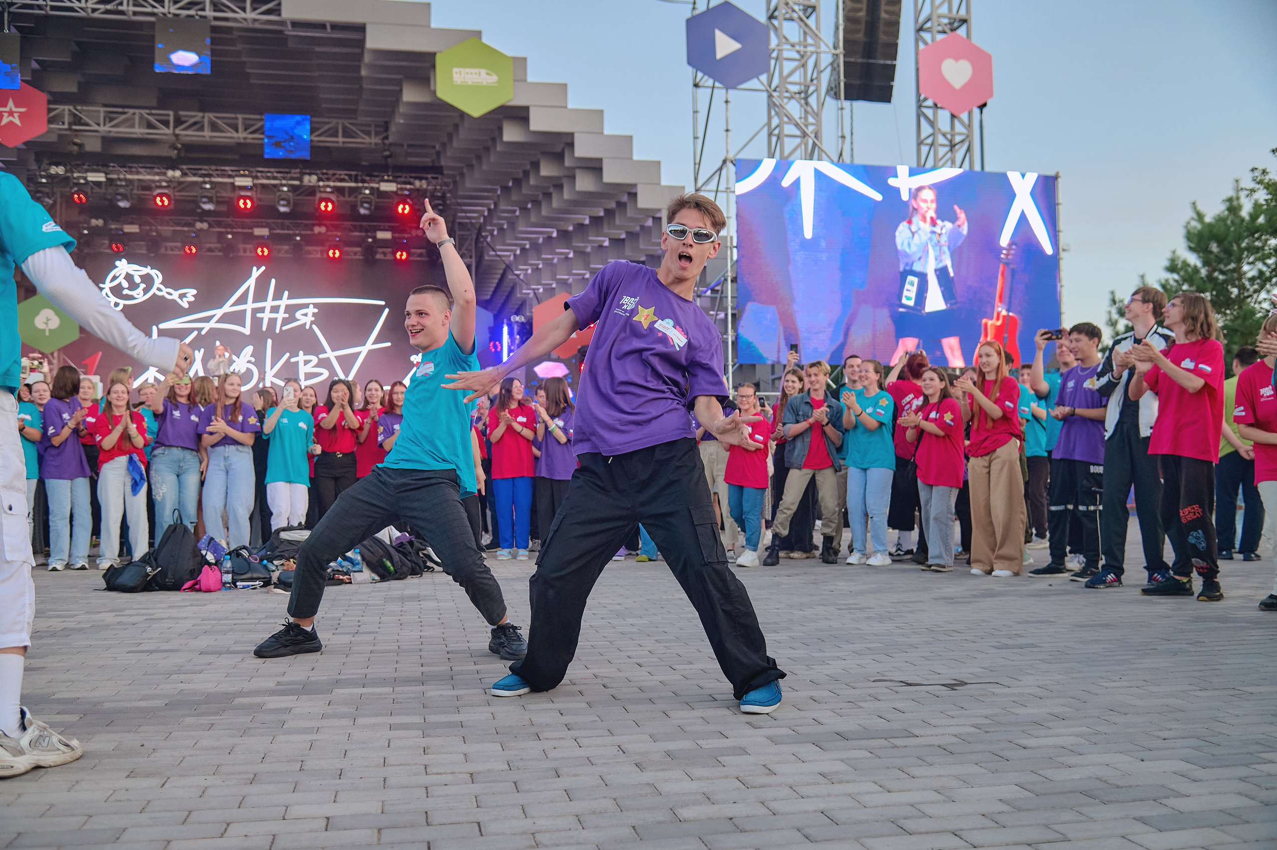 Большая перемена. Фотограф Яковлев Роман — Красноярск