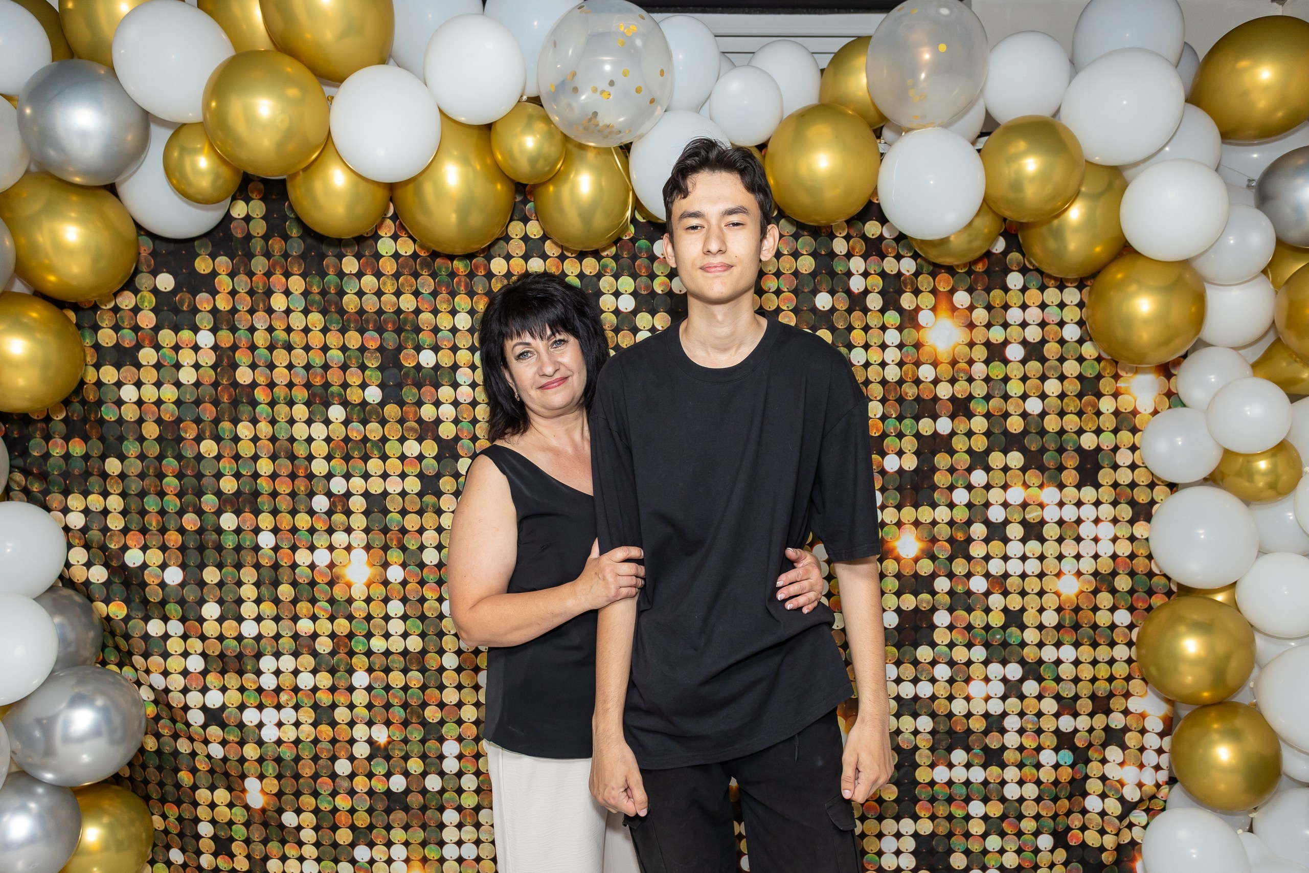 Вручение аттестата и выпускной вечер. Выпускные альбомы Майкоп, Краснодар Елена Золотарева