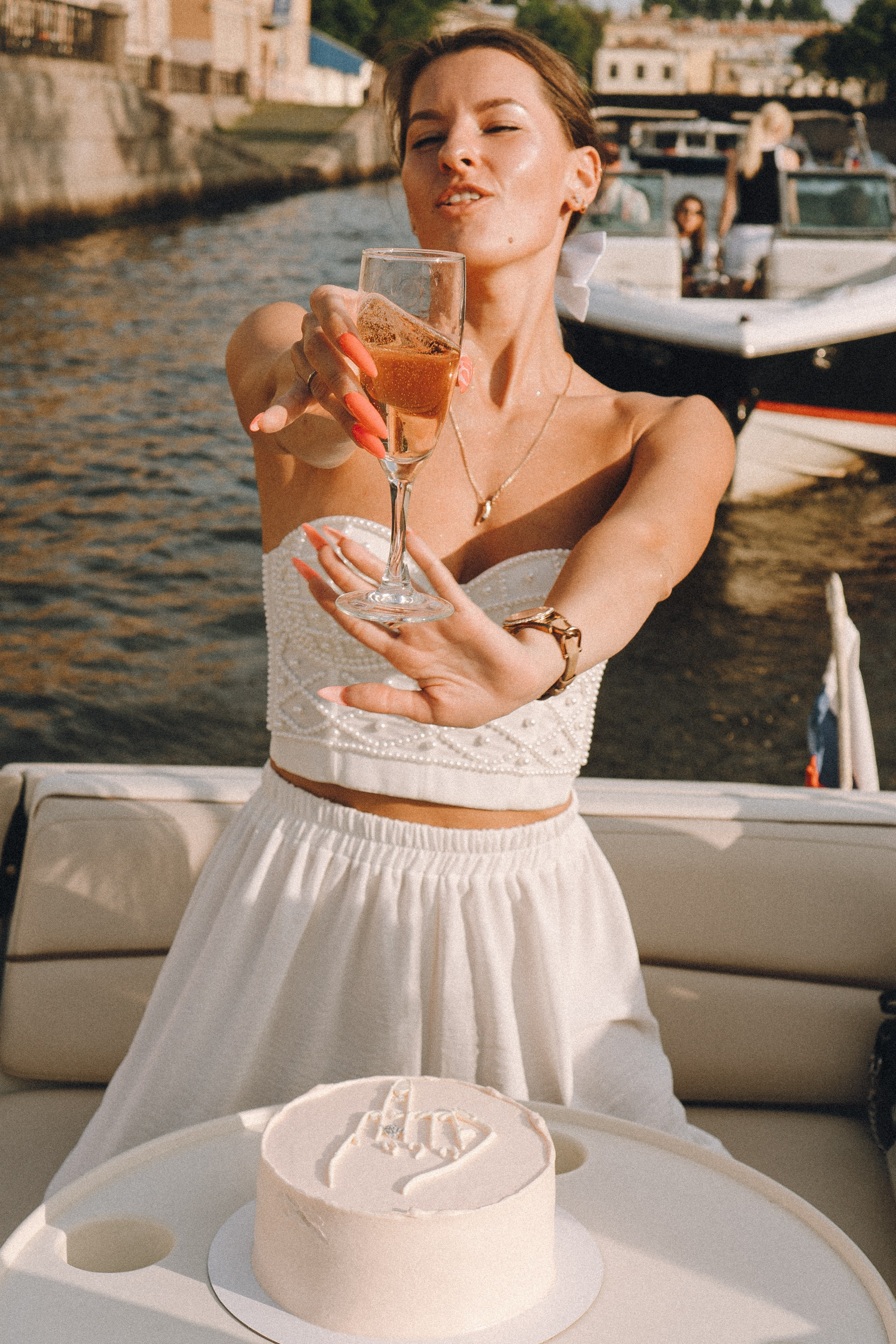 ДЕВИЧНИК НА КАТЕРЕ. Профессиональный фотограф, Санкт-Петербург — Виктория Богомолова