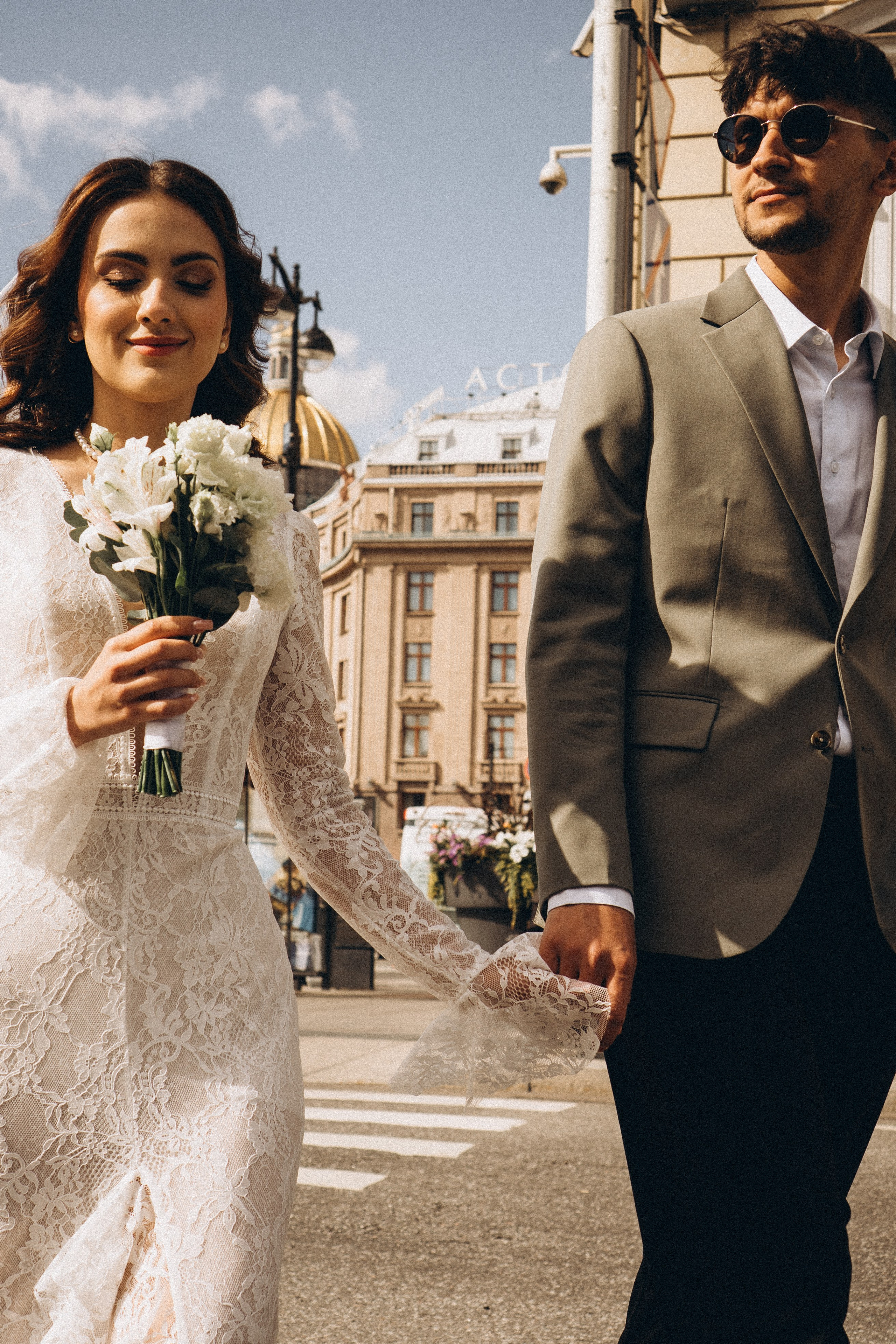 СВАДЕБНАЯ ПРОГУЛКА ВОЗЕ ИСАИКЕВСКОГО СОБОРА АСТОРИИ И ЗАКОНОДАЛЕТНОГО СОБРАНИЯ. Профессиональный фотограф, Санкт-Петербург — Виктория Богомолова