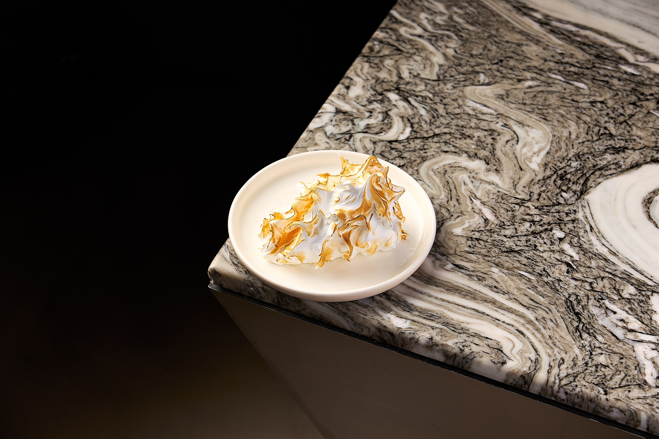 Hookah Place Dishes. Evgeny Yatsenko — Photographer in Dubai