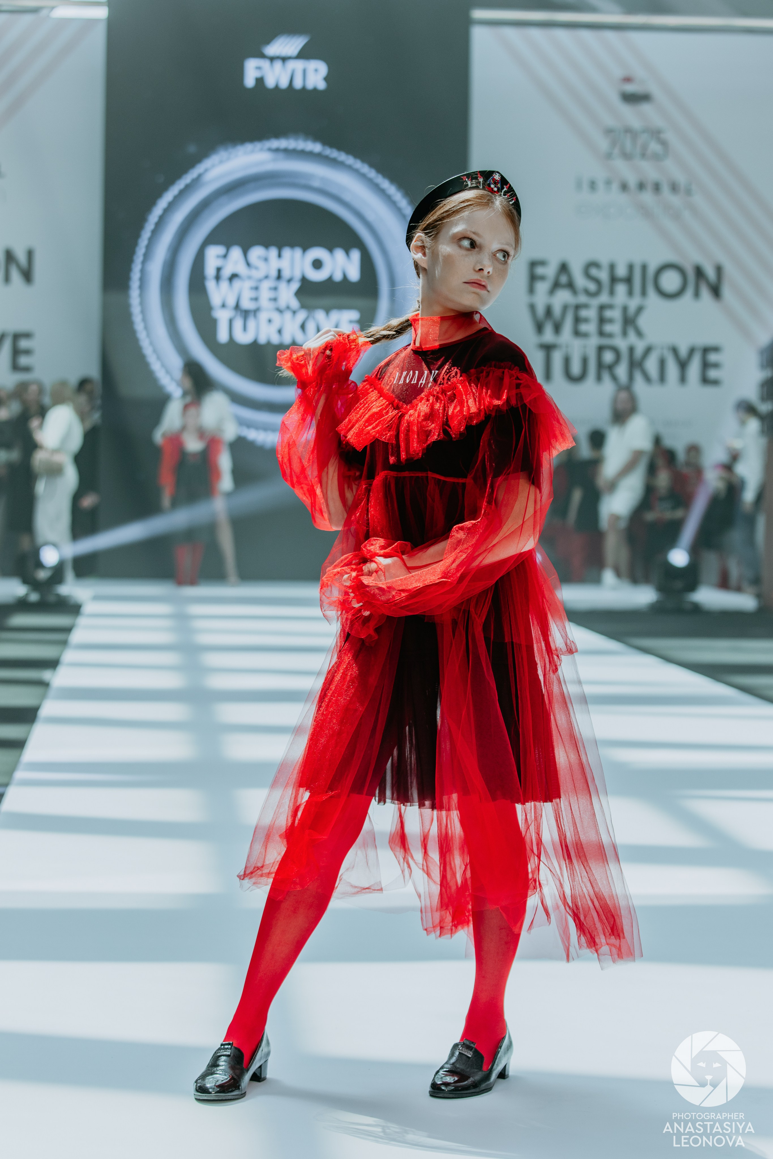 Fashion Week Türkiye [spring, 2025]. Anastasia Leonowa