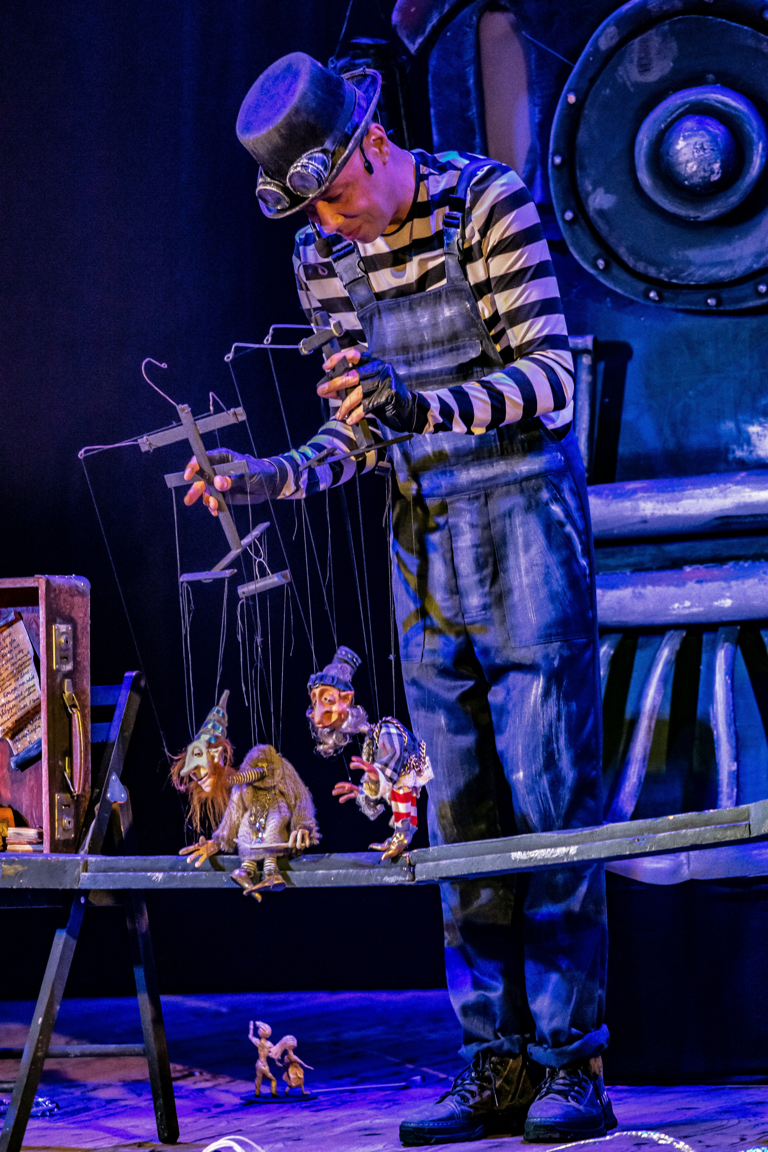 Театрп гномов или настоящие друзья. Фотограф в Сочи Юрий Шептаев