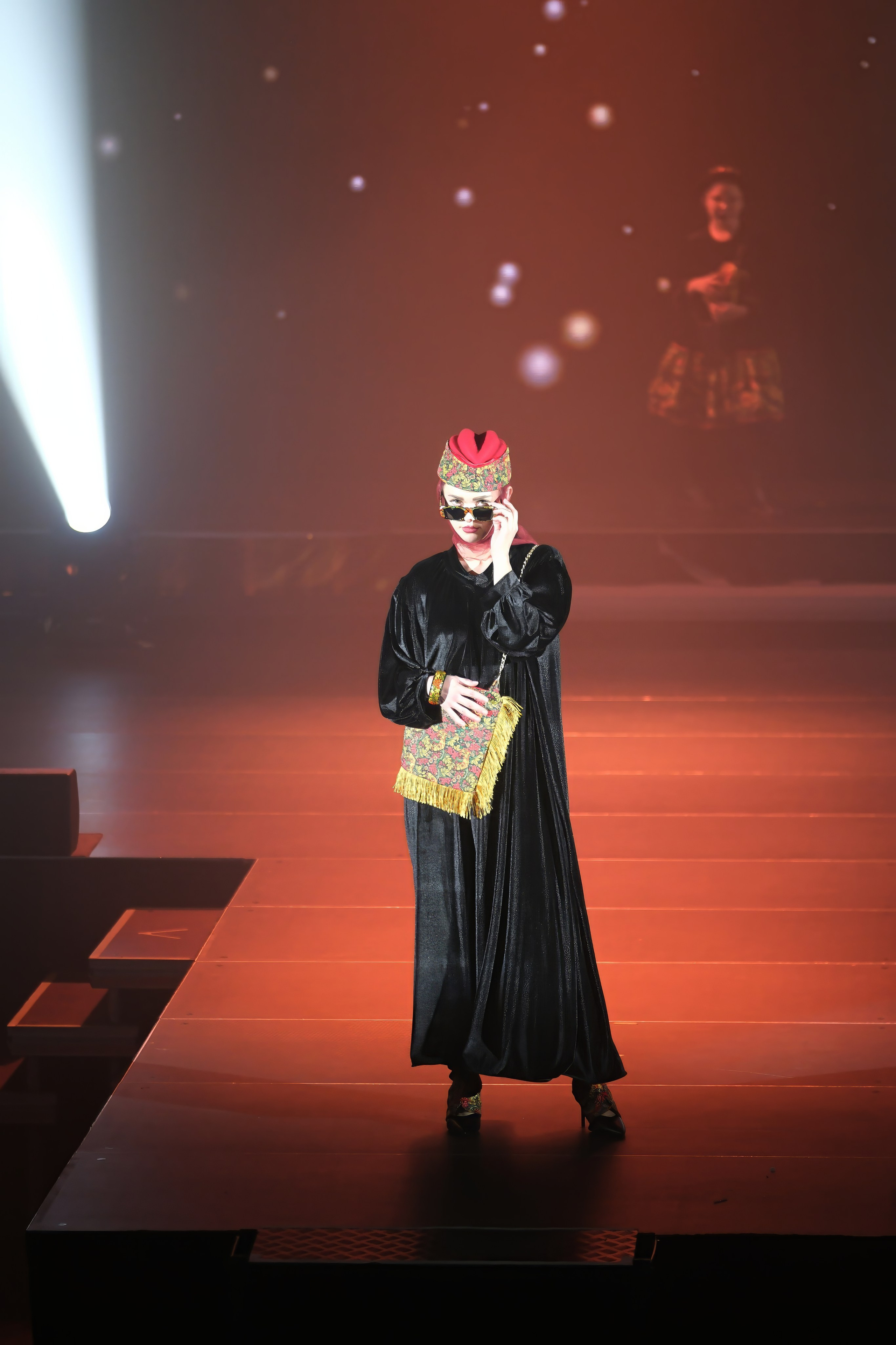 Подиумный спектакль «Стиль Надежды». Добро пожаловать в студию «Цифровой скульптор»  где искусство встречается с технологиями!