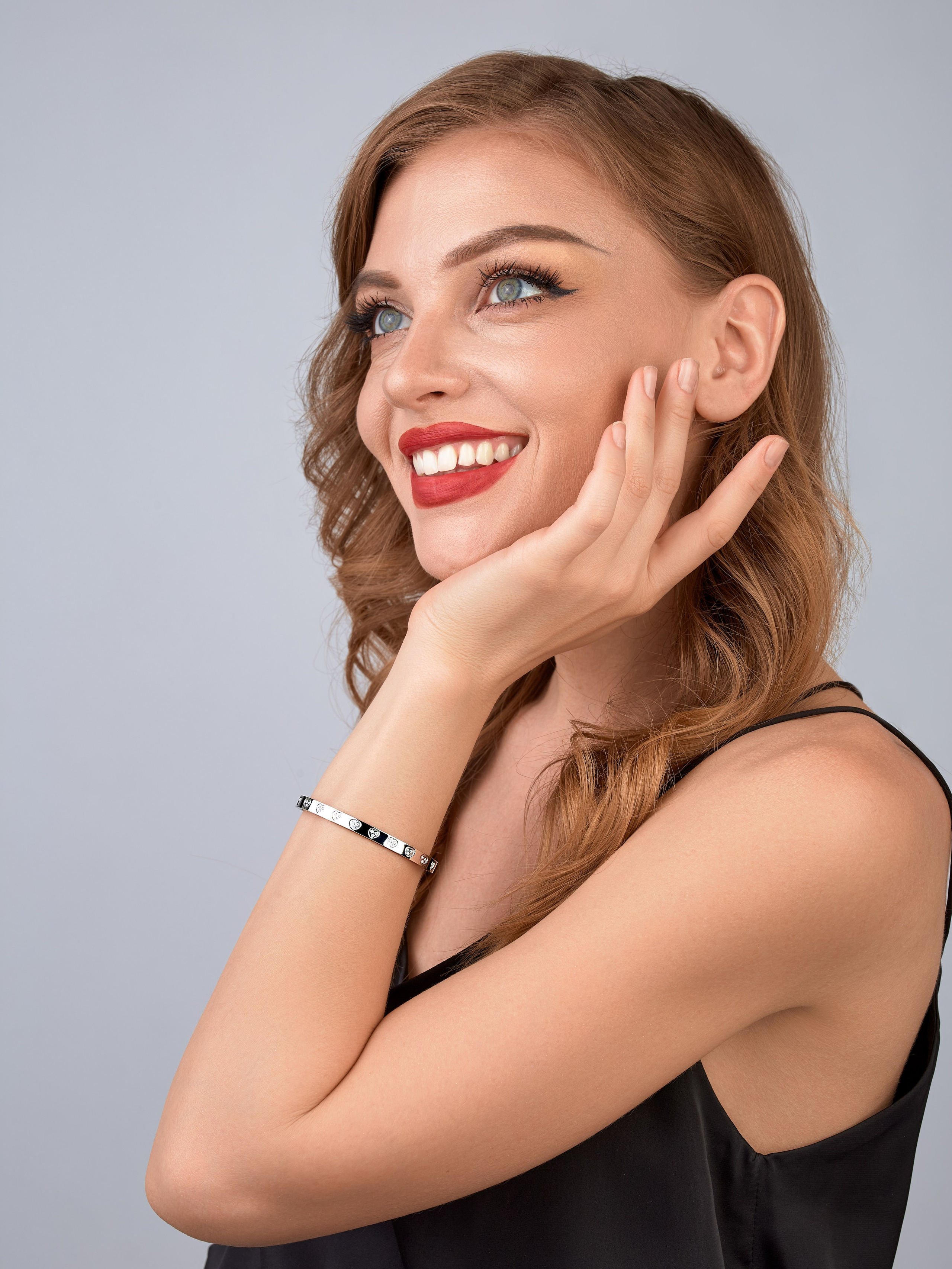 Модельная съемка серебряных украшений для брендов в Москве | Фотограф Анна Татаурова. Фотограф Анна Татаурова | Авторская фотосъемка в Москве