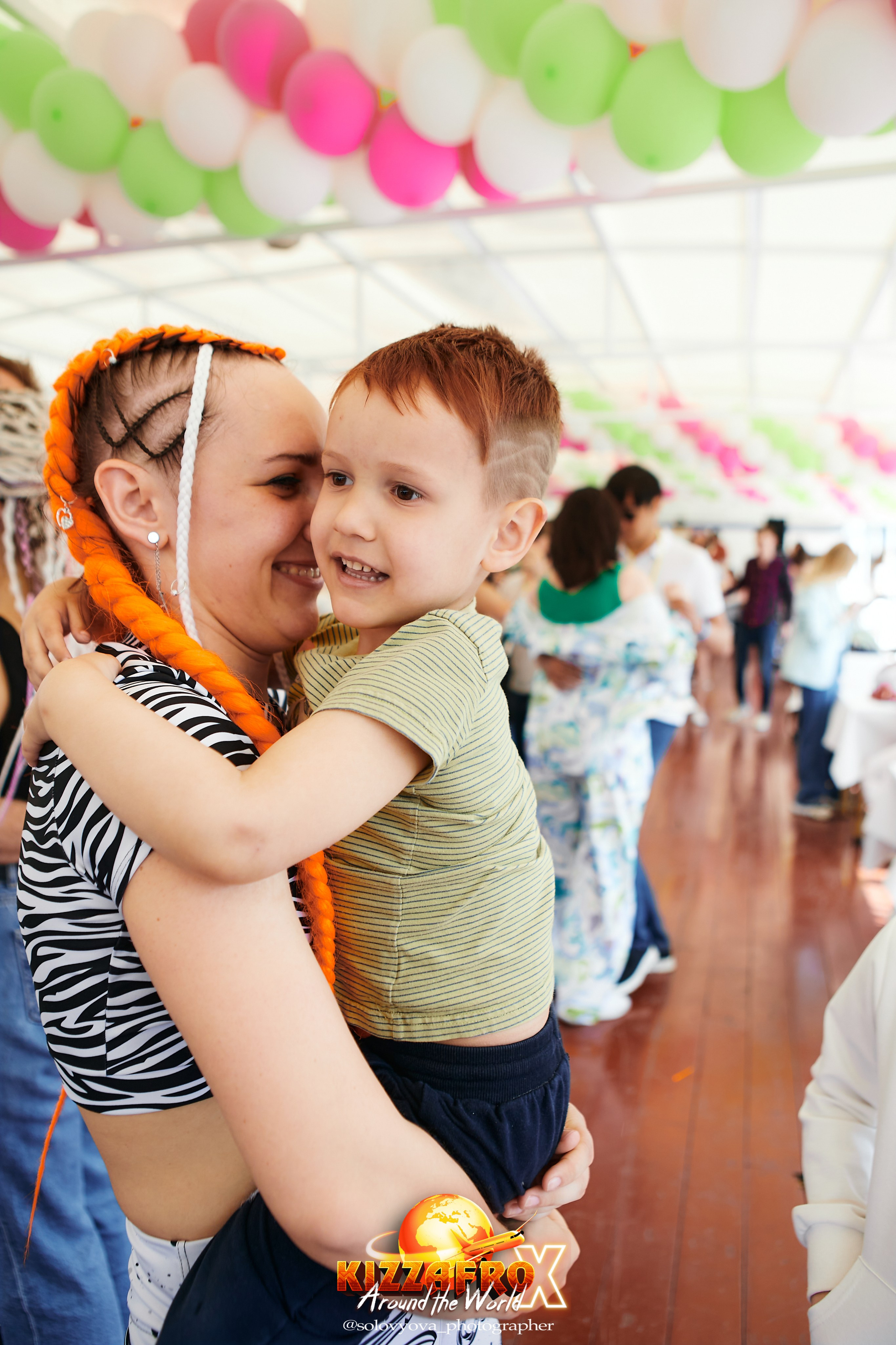 Boat party. Свадебный фотограф