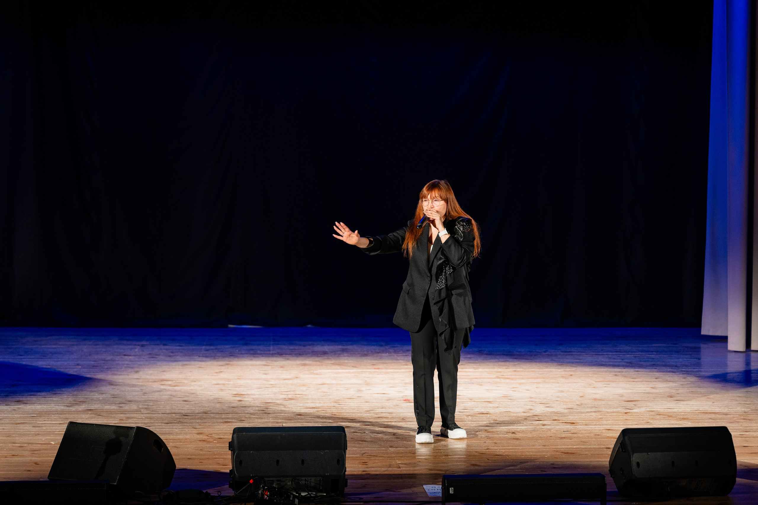 Концерт ДК Буривестник. Фотограф Никита Комаров