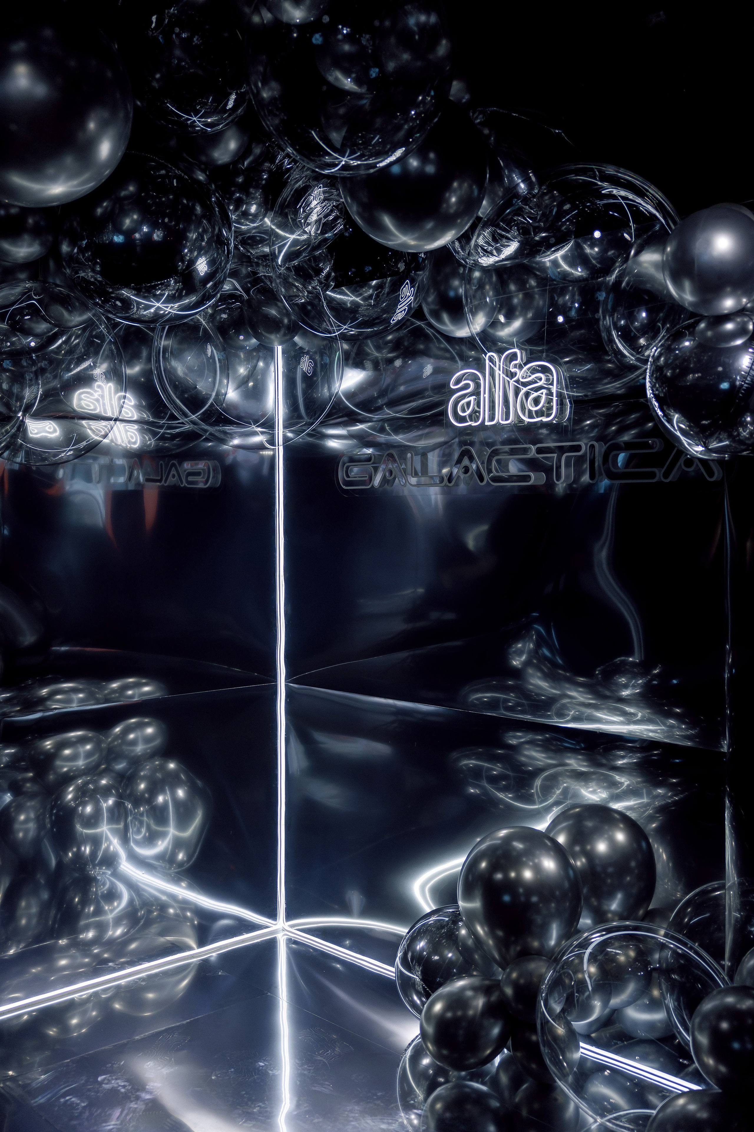 Alfa Galactic. Кадровик продакшн: Фото и видеосъемка форумов, конференций, масштабных событий в Иркутске