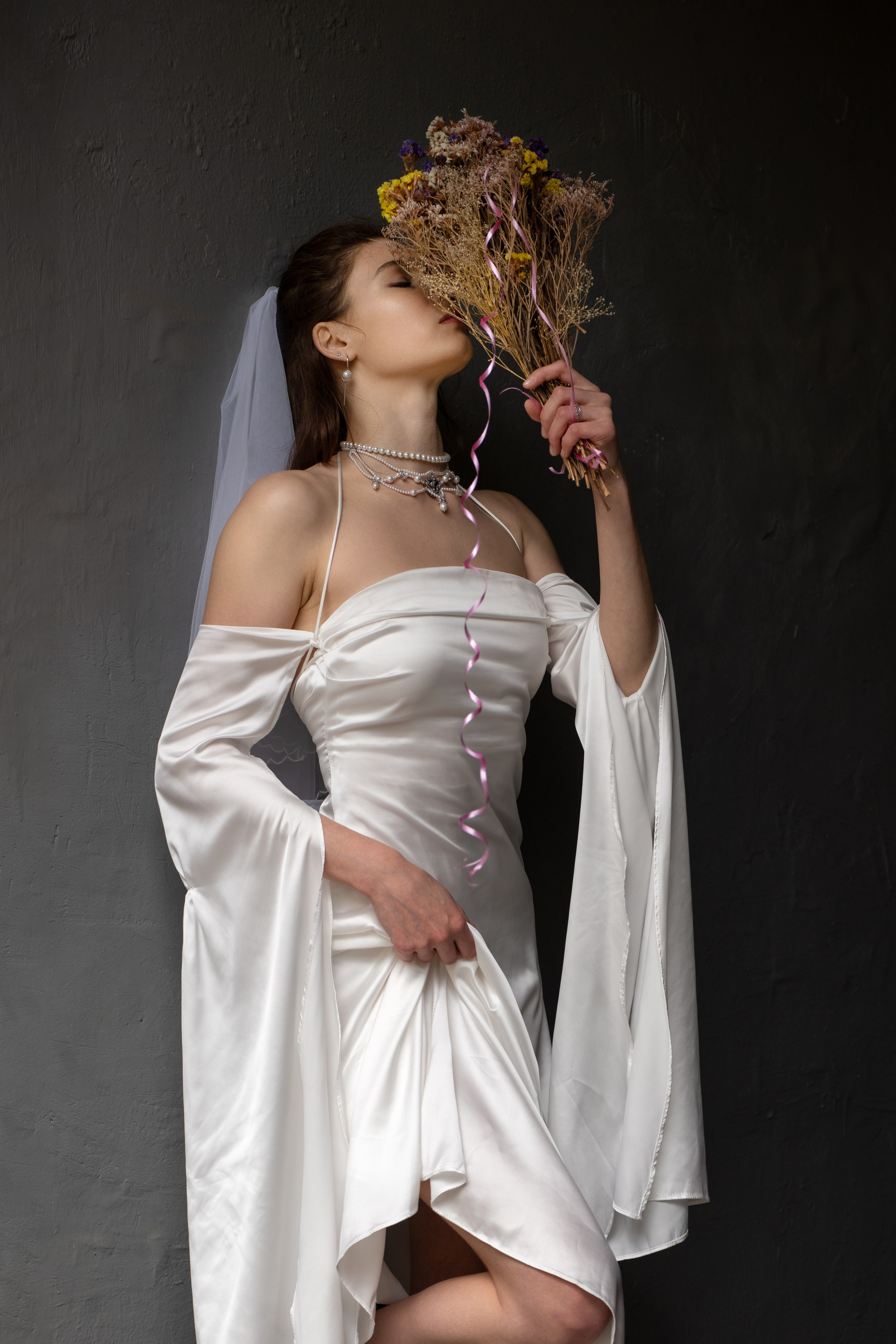 СБЕЖАВШАЯ НЕВЕСТА (история в каждом кадре). Главная