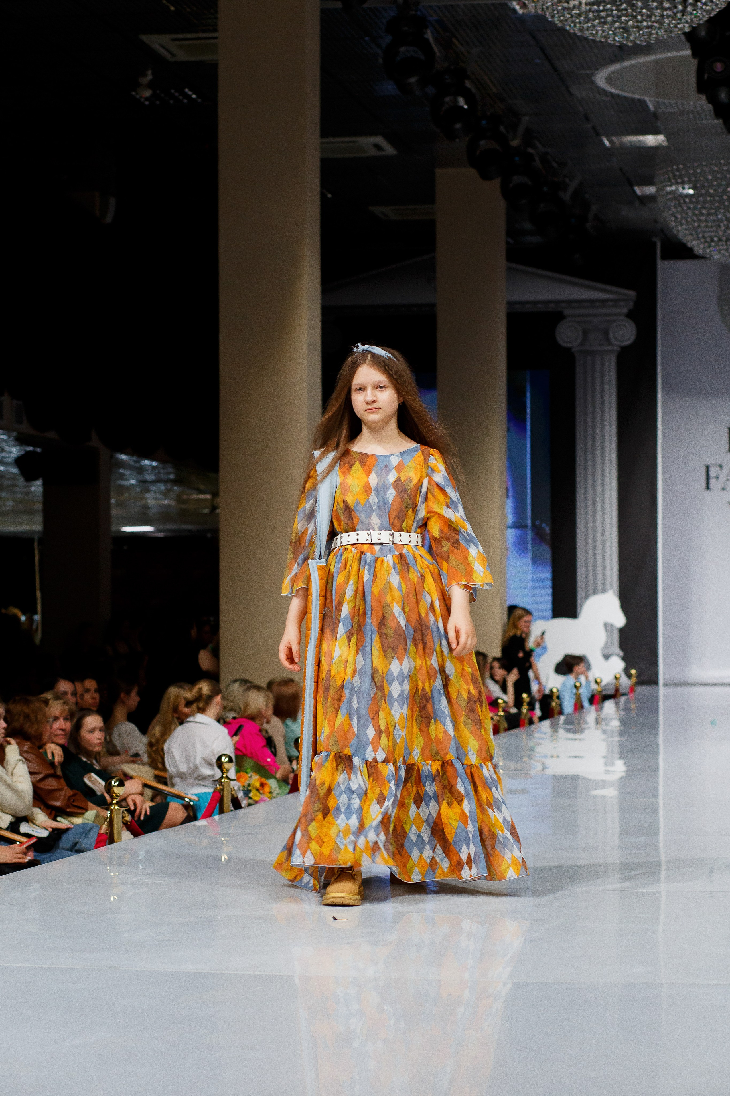 Показ дизайнера Надежды Шибиной на Estet Fashion Week. Фотограф в Подольске — Мария Бучнева