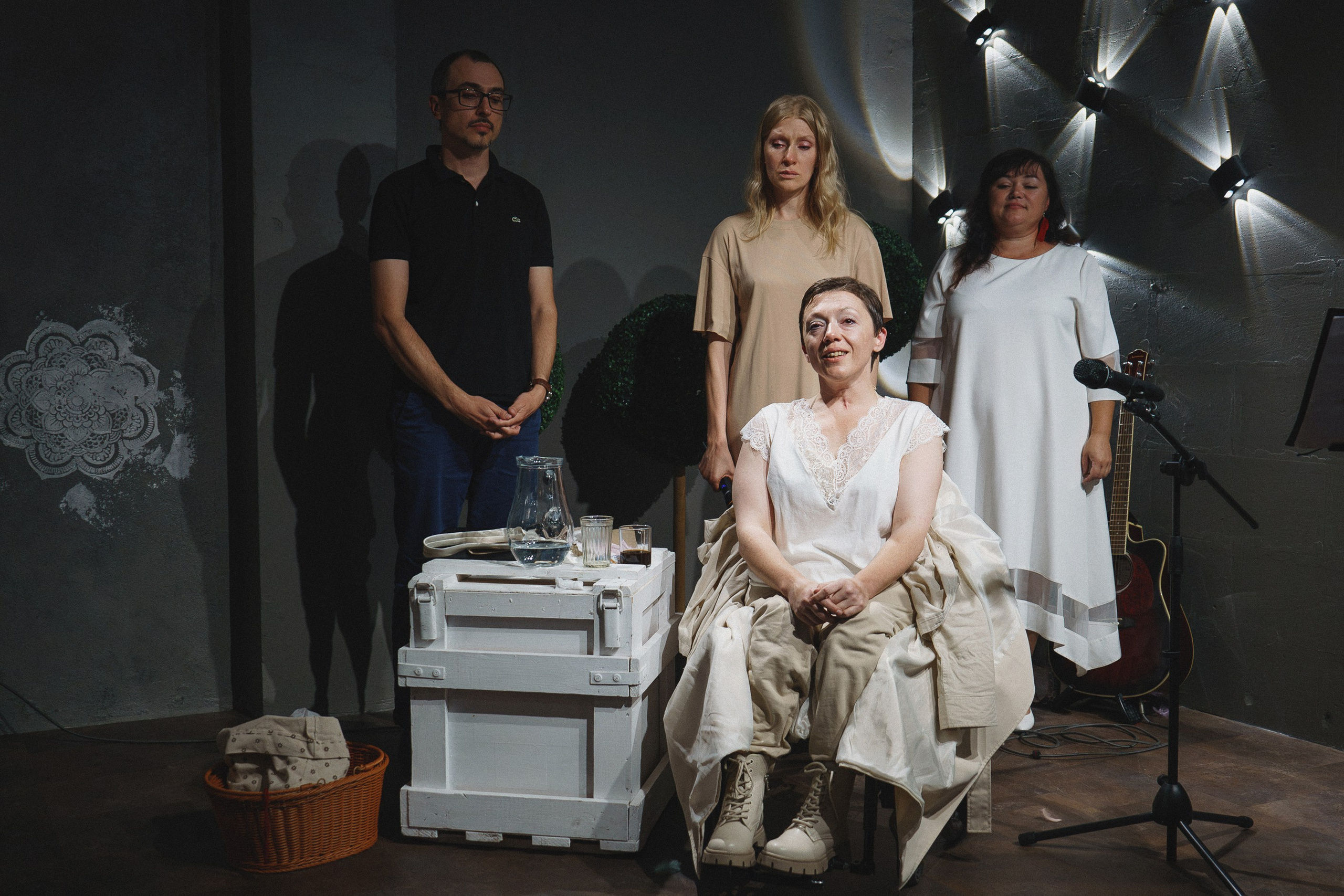 Спектакль-концерт «Как девица из лап смерти выбиралась». Фотомастерская Воробьевых