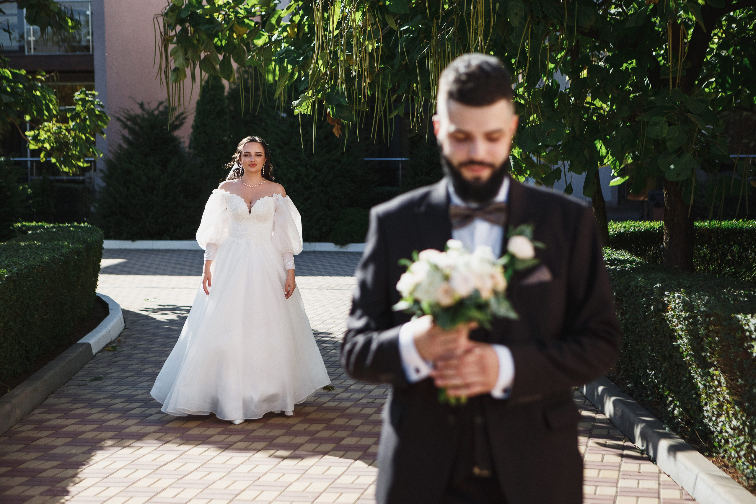 Фотограф в Таганроге летняя свадьба: Романтическая свадебная прогулка. Свадебный и семейный фотограф в Таганроге Бакарюк Антон