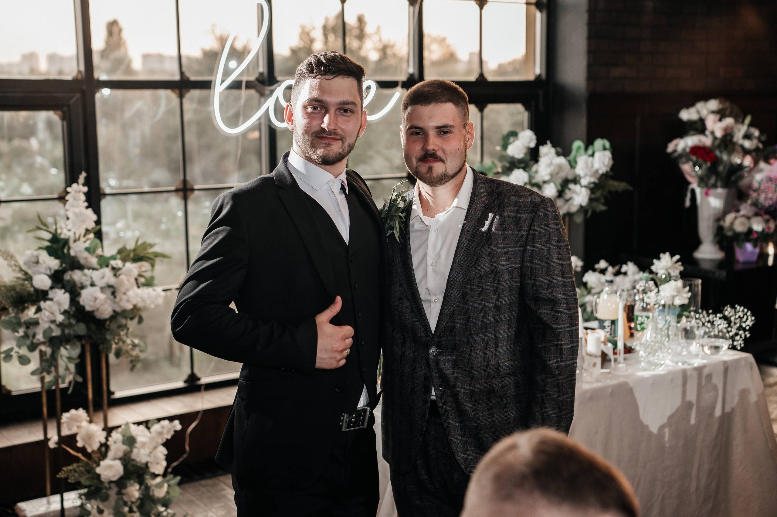 Даниил и Валерия. Черная утка. Полный день. Фотограф Екатерина Бочарникова