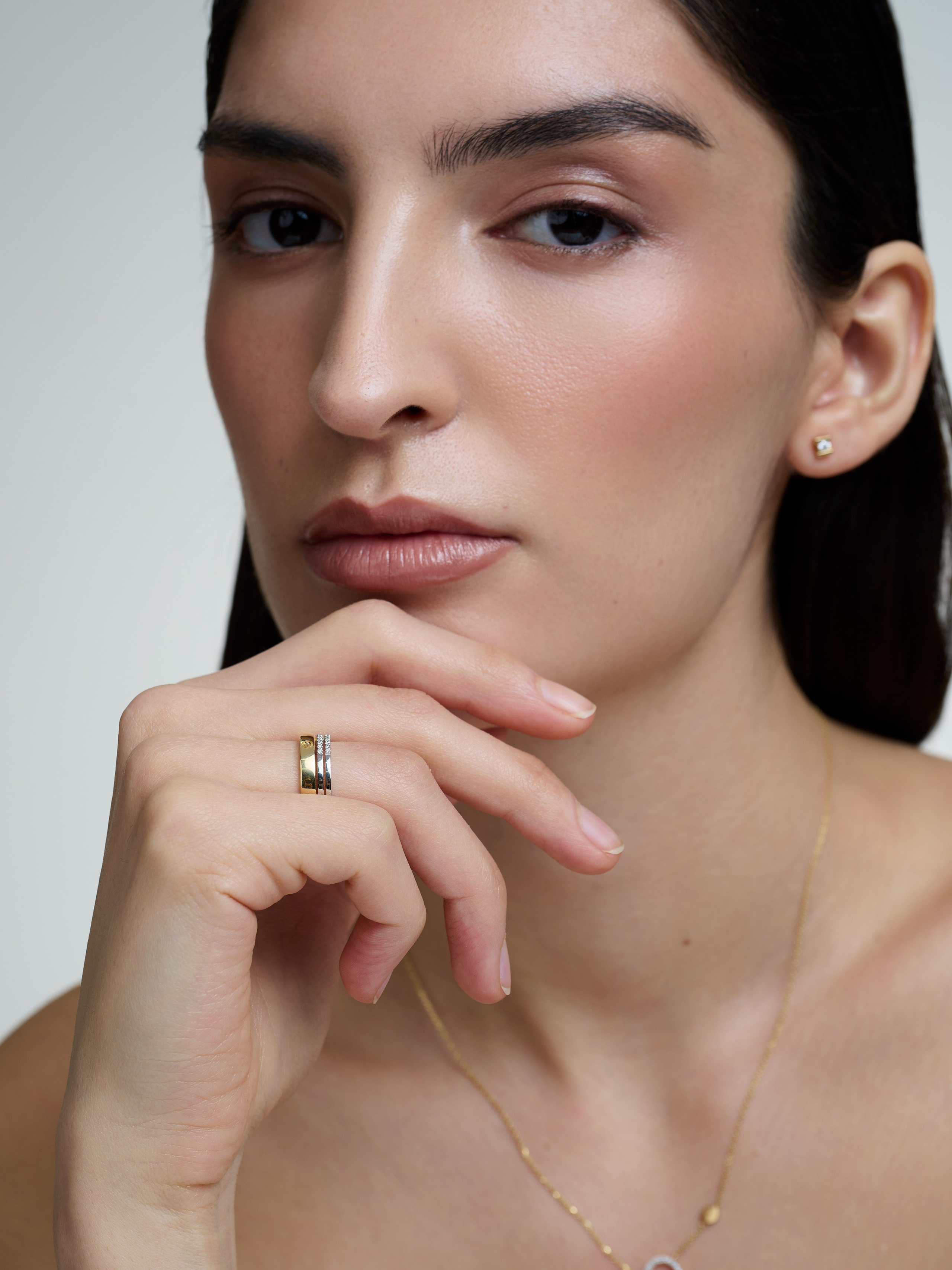 Каталог для бренда AllTime. Фотограф для брендов в Москве Ксения Чупрунова