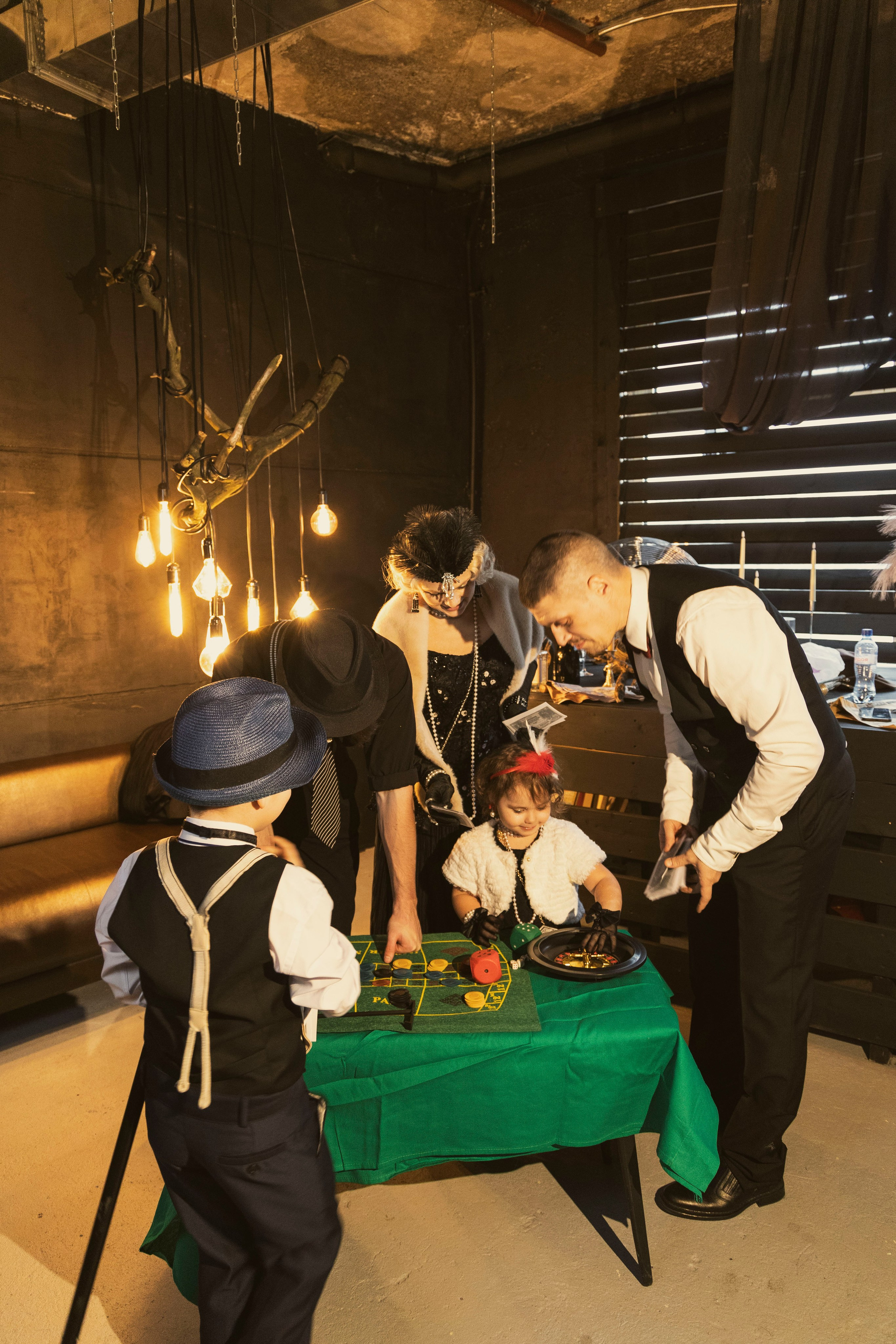 Семья Волковых. Фотограф для маркетплейсов, фотоуслуги в Жуковском Татьяна Марсуверских