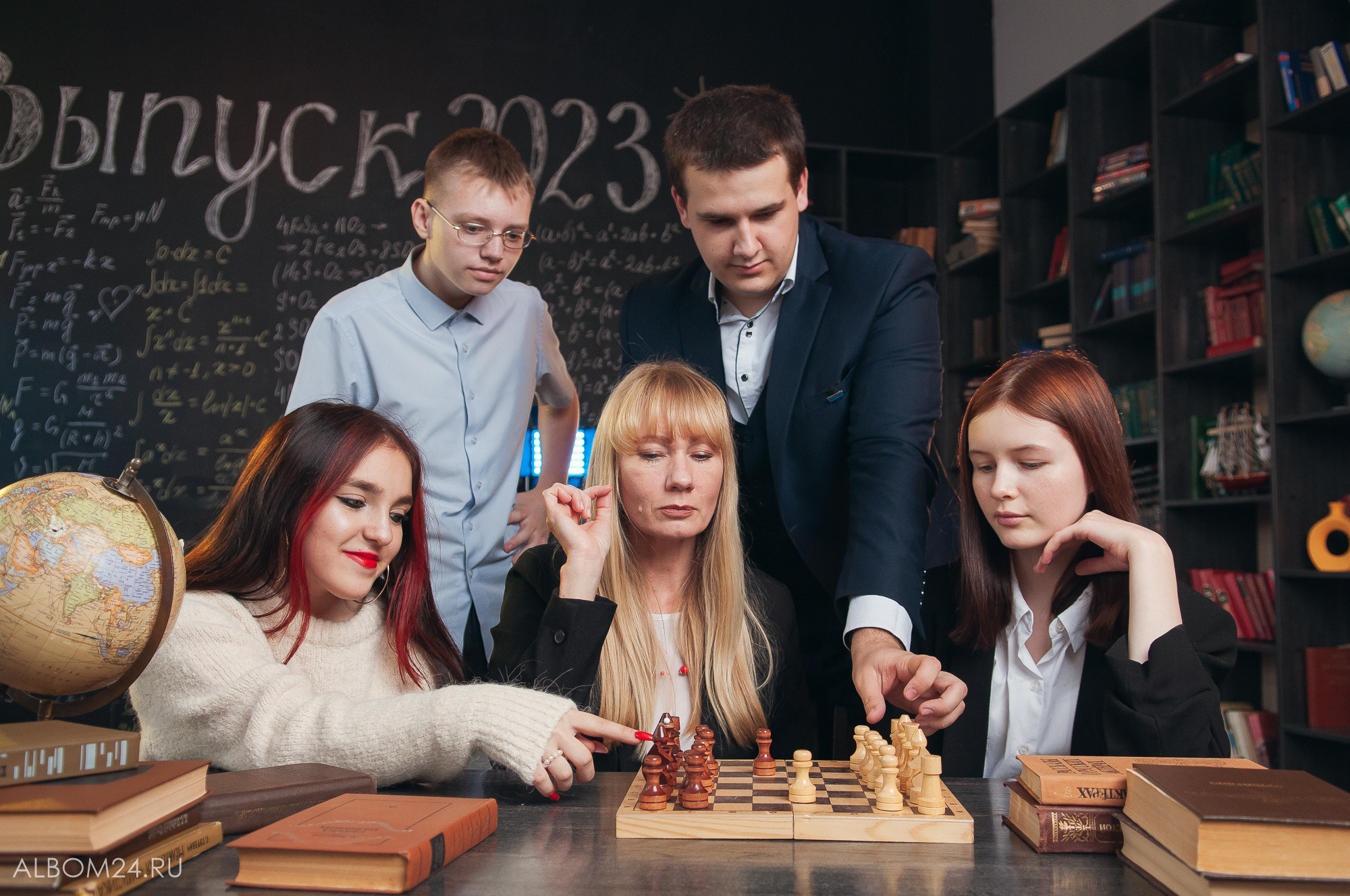 Съемка на выпускной альбом школа № 69, 9Б класс. Выпускные альбомы и фотосъемка в Красноярске