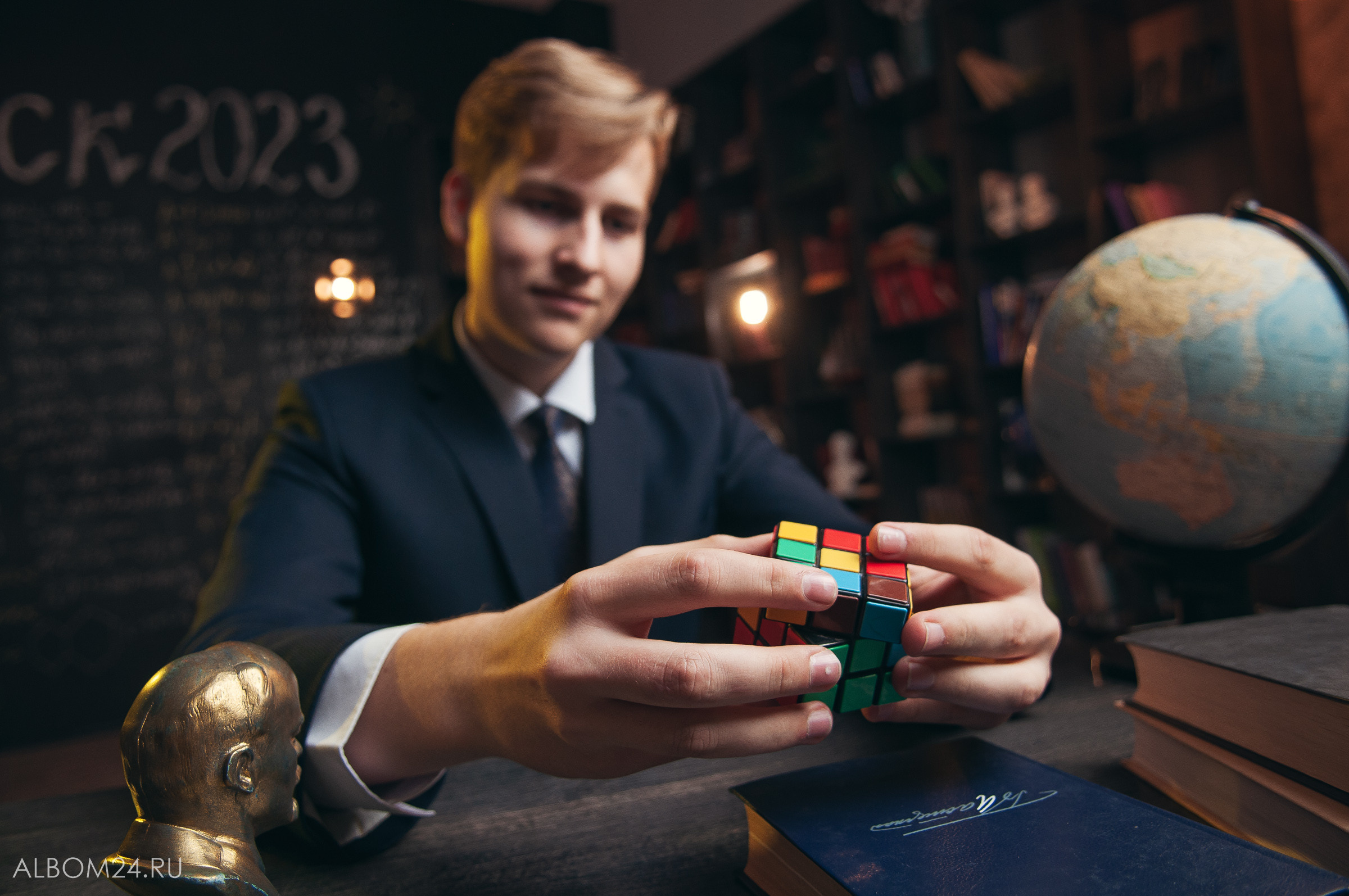 Съемка на выпускной альбом | Школа № 145, 11 «Б». Выпускные альбомы и фотосъемка в Красноярске