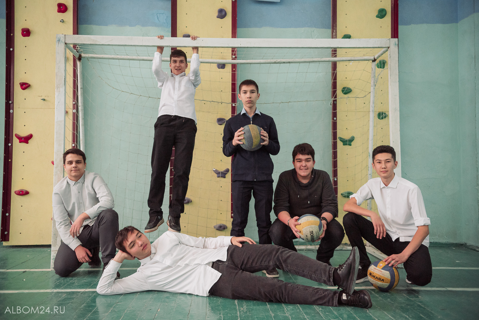 Съемка на выпускной альбом Школа 148 9Г. Выпускные альбомы и фотосъемка в Красноярске