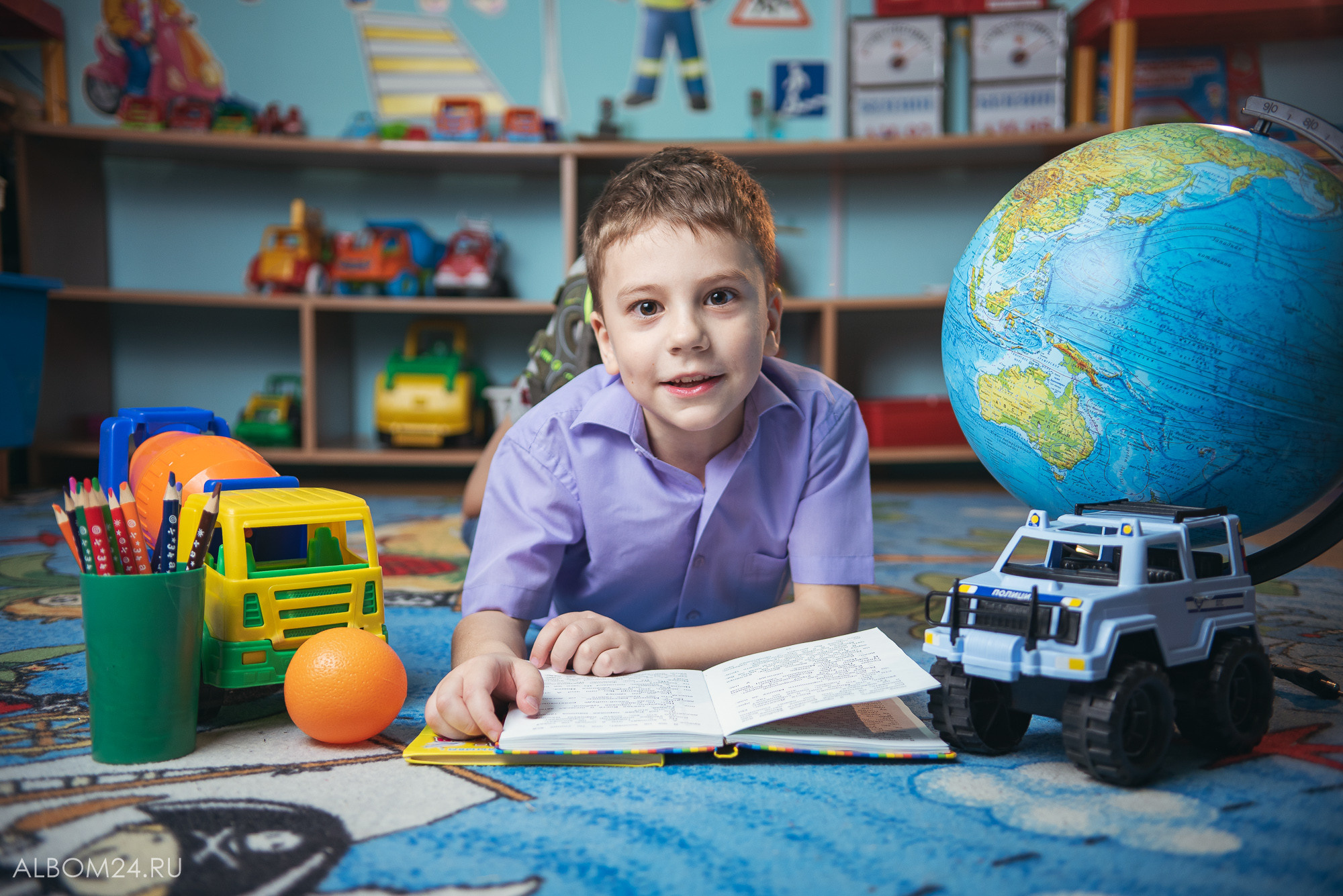 Съемка на выпускной альбом Бархатовский сад, гр. Подсолнушки. Выпускные альбомы и фотосъемка в Красноярске