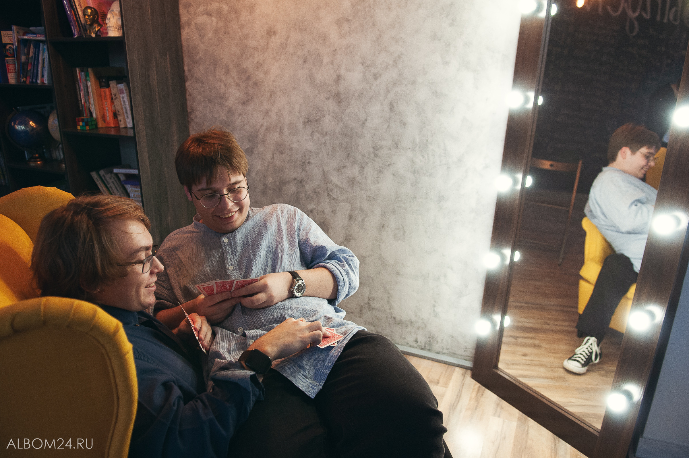 Съемка на выпускной альбом | Школа № 145, 11 «Б». Выпускные альбомы и фотосъемка в Красноярске