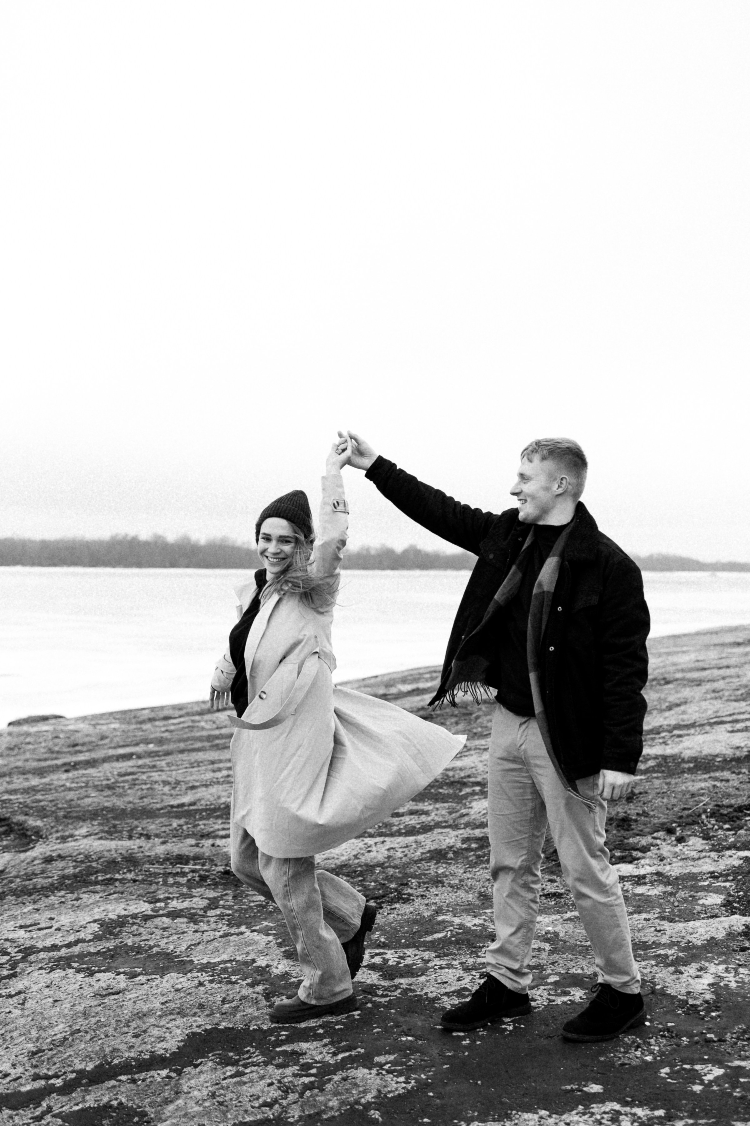 Love story на скале. Фотограф в Выборге и Санкт-Петербурге Маша Гуляева