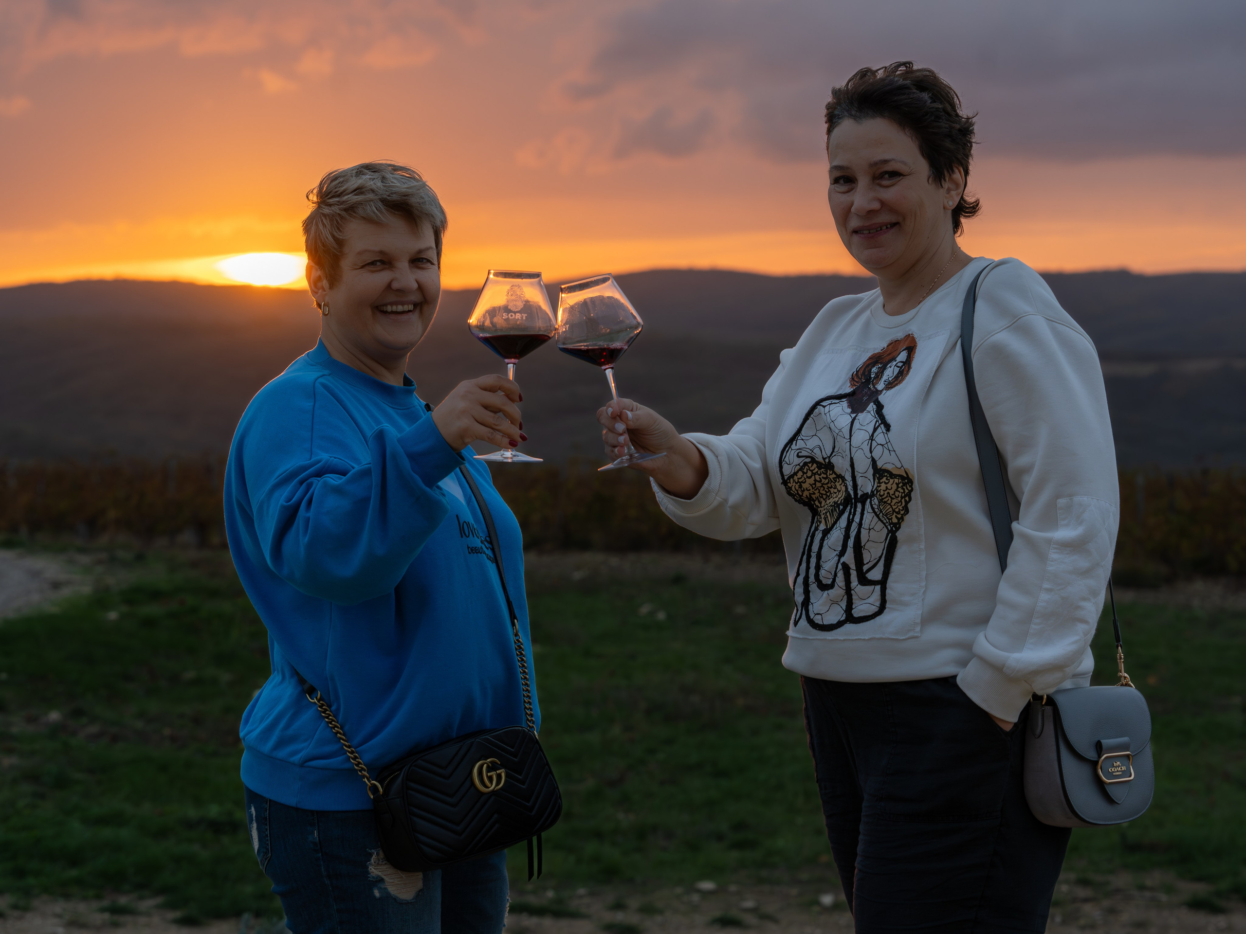 Литературная мастерская с Ольгой Шутовой в «Винотеррии». Репортажный фотограф в Красной Поляне и Сочи Павлюченко Екатерина