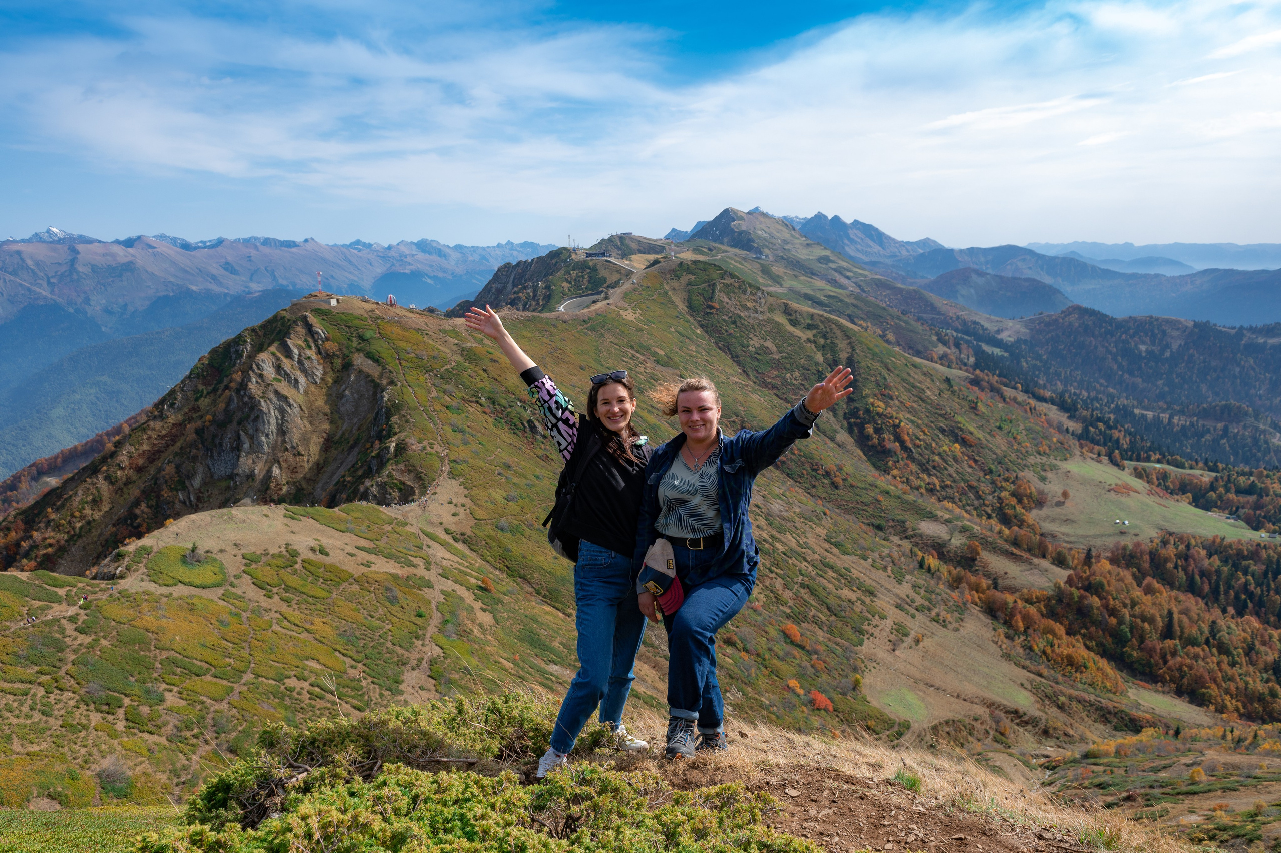 Хайкинг по трем курортам Красной Поляны 2022. Репортажный фотограф в Красной Поляне и Сочи Павлюченко Екатерина