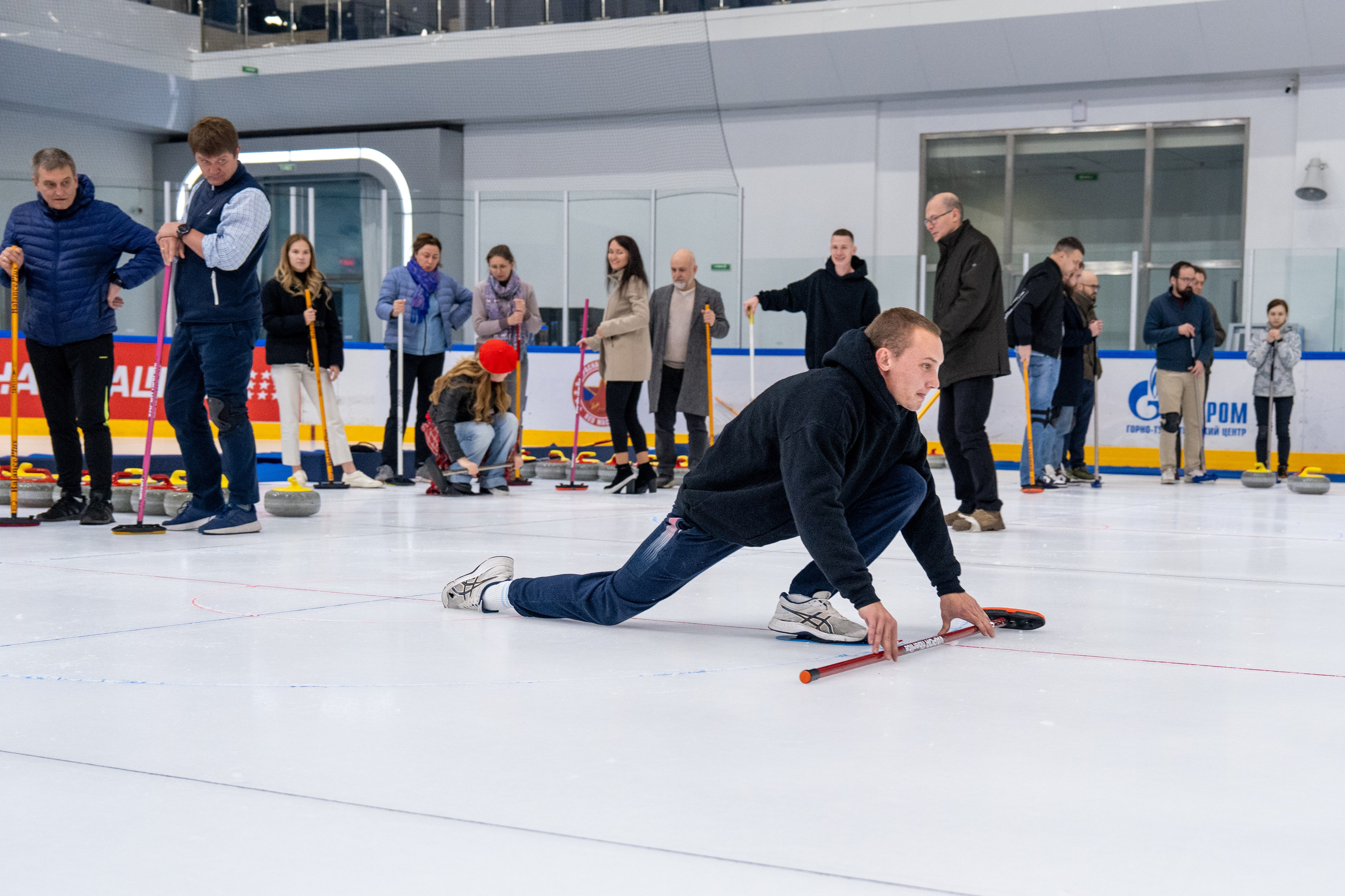 Керлинг для компании Р-Фарм. Репортажный фотограф в Красной Поляне и Сочи Павлюченко Екатерина