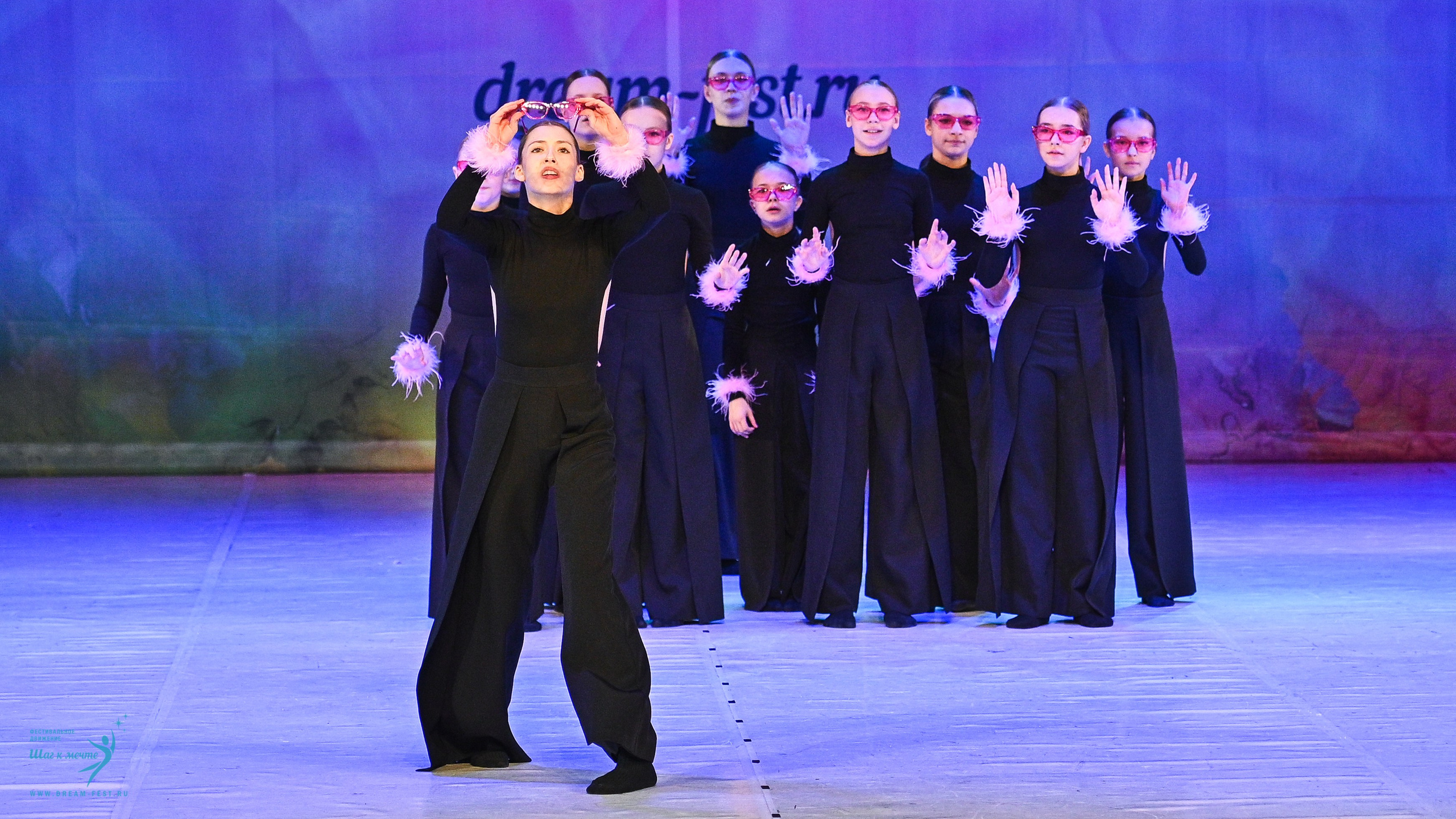 12.04.2025 Фестивальное движение «Шаг к мечте» г. Москва. Медиастудия Фото Концепт