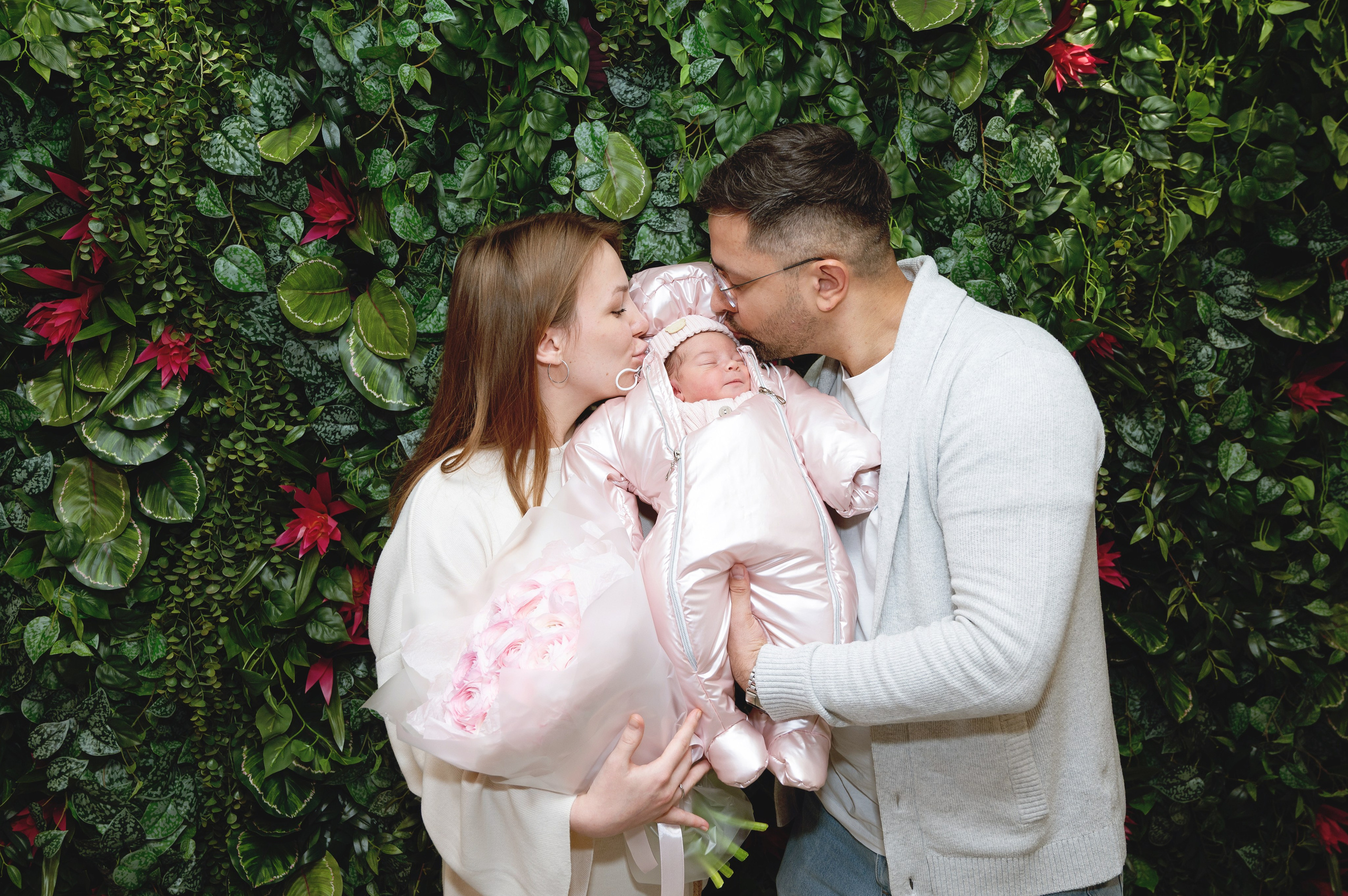 ❤️. Фотосъемка выписки из роддома в Москве, заказать фотографа на выписку ньюборн съемка в роддоме newborn фотограф в Юдино