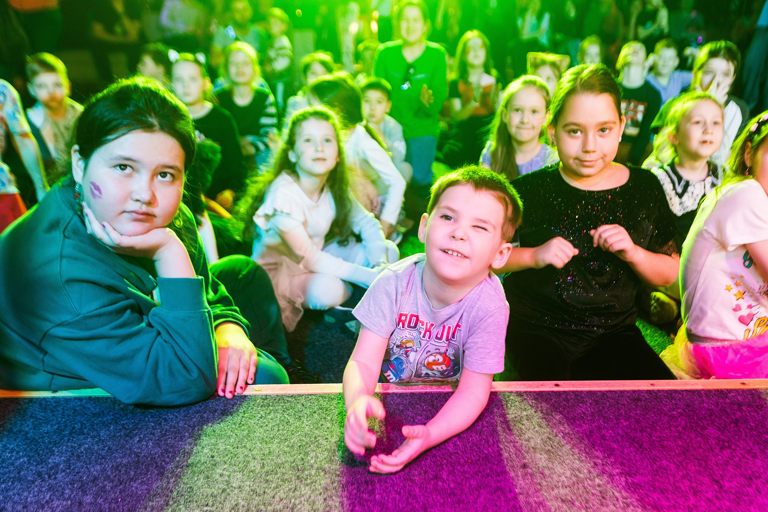 Арлекину 18 лет. Детский фотограф видеограф в Хабаровске Михаил Орлов
