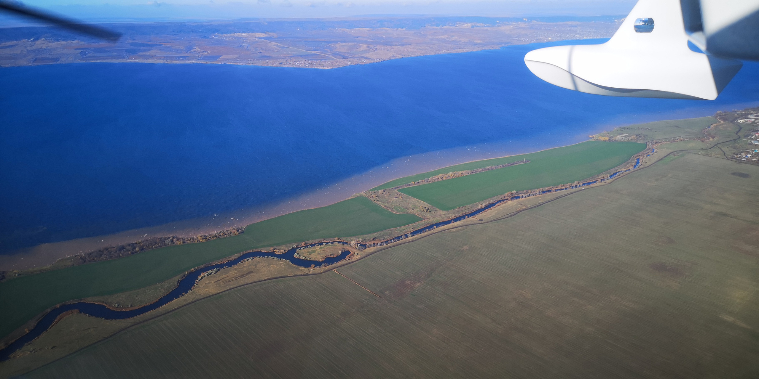 Каспийское море (наука на Ла-8) (2021 г.). Фотоальбом показывающий увлекательный мир авиации и мир медведей Андрея Иванова
