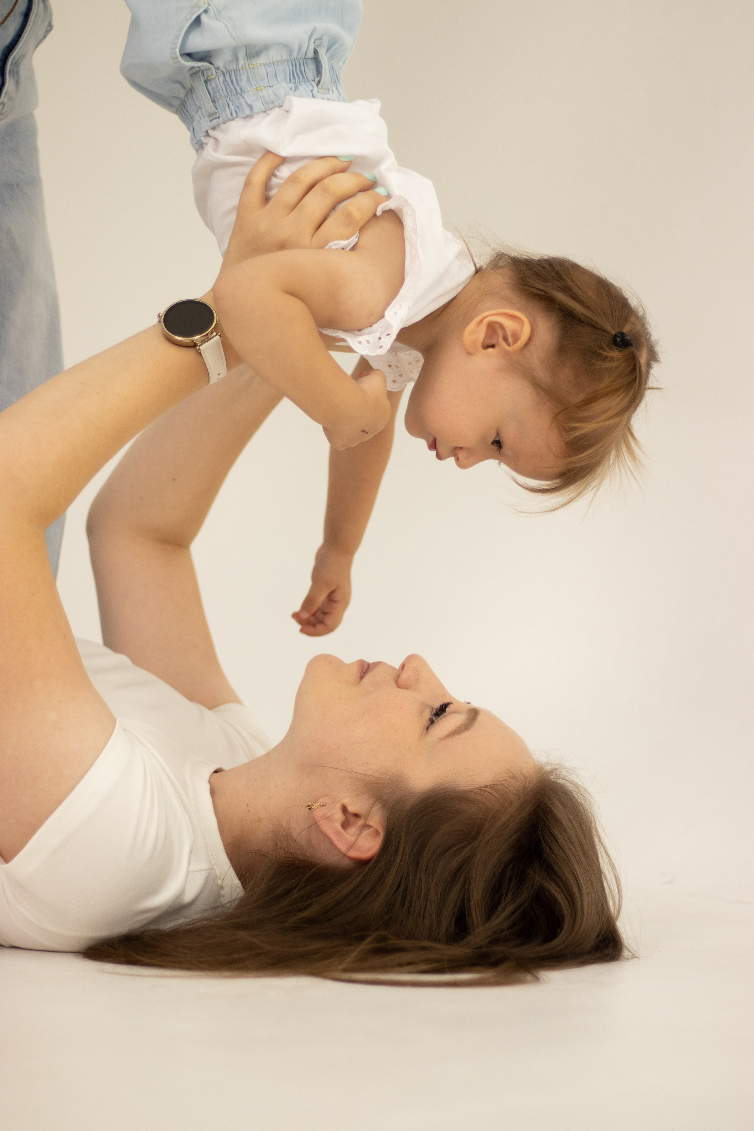 Студийная фотосессия. Фотограф в Астане, индивидуальная, семейная, домашняя фотосессия