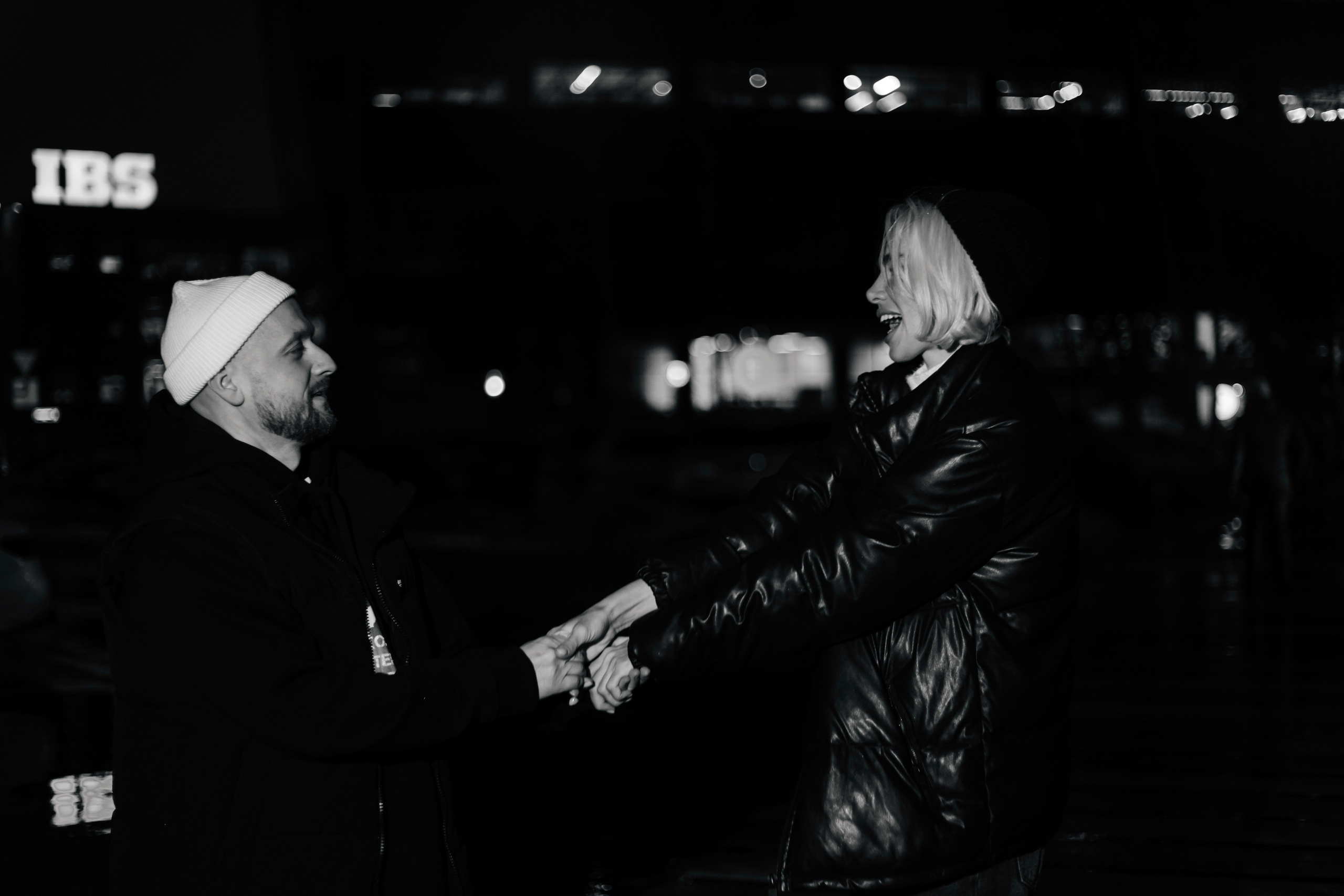 Прогулка под дождем. Свадебный и семейный фотограф Анастасия Романова в Москве и Московской области