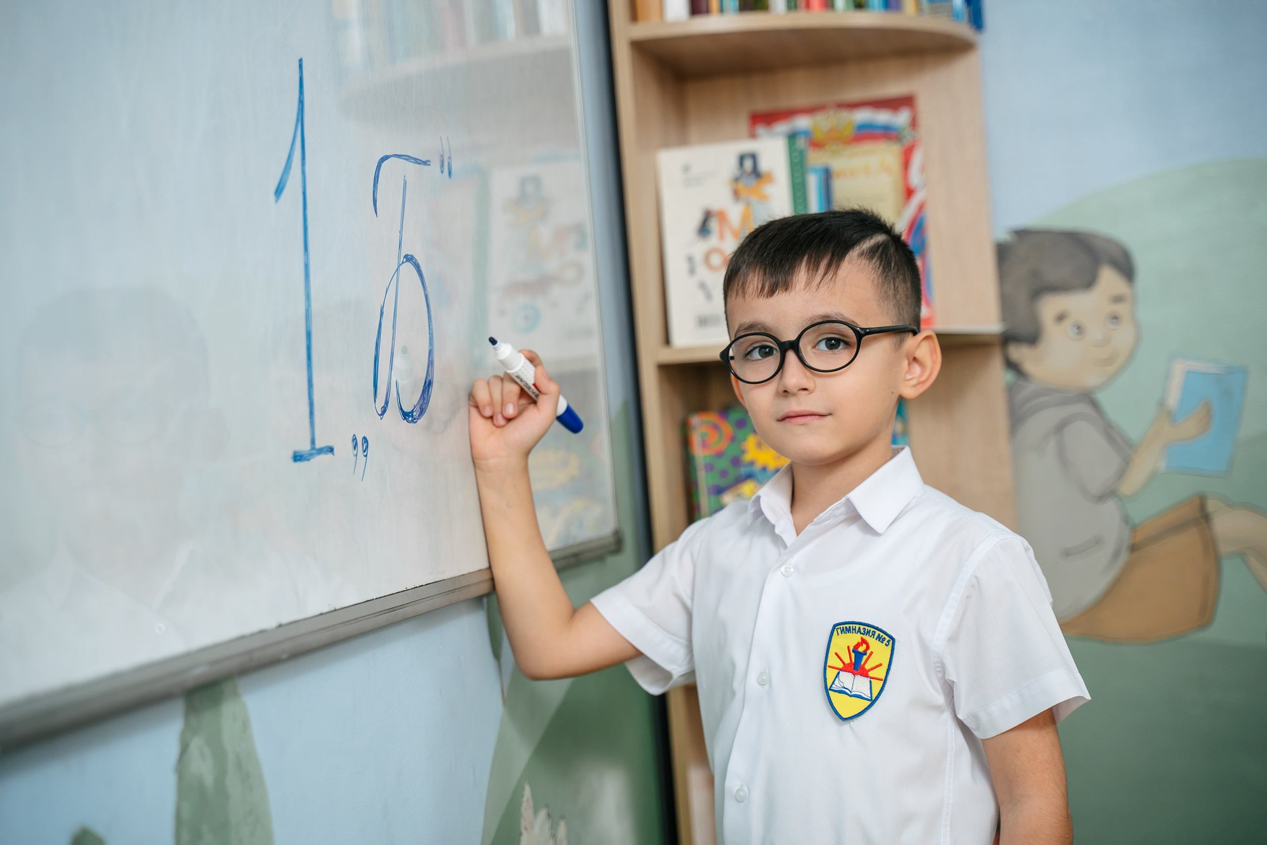 Фотографии первоклассников. Выпускные альбомы, школьные фотосессии в городе Новороссийске