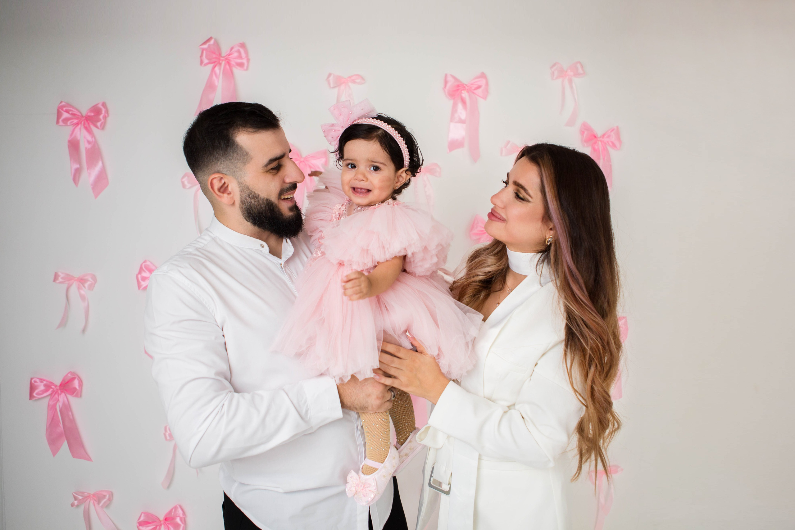 Аделия, 1 год. Фотостудия «Антураж». Свадебный семейный и детский фотограф в Краснодаре Карина Федоровская