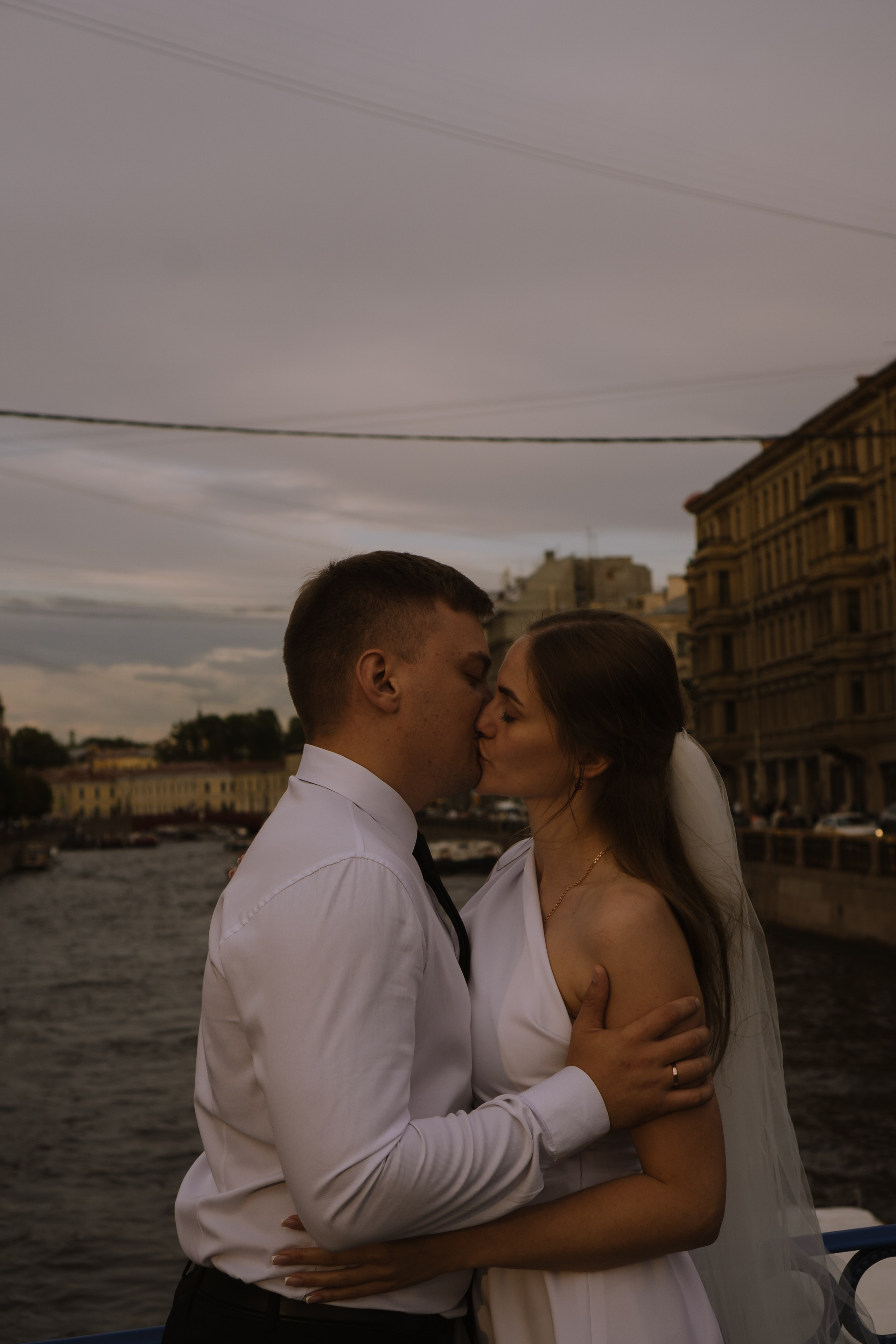 СВАДЕБНАЯ СЬЕМКА С ИСАКИЕВСКИМ СОБОРОМ, АСТОРИЯ И ЗАКОНОДАТЕЛЬНОЕ СОБРАНИЕ. Профессиональный фотограф, Санкт-Петербург — Виктория Богомолова