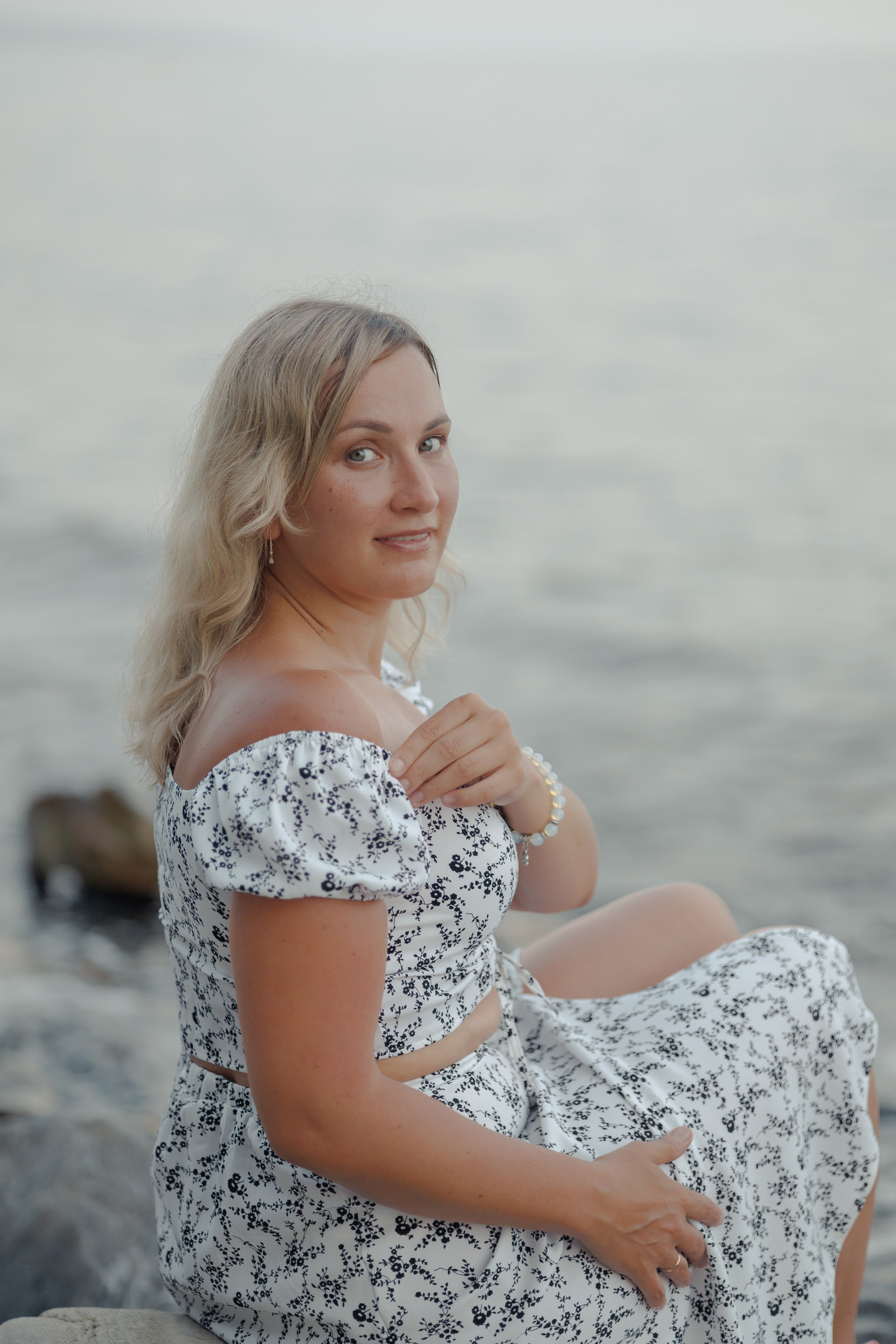 Семейная прогулка на берегу моря. Семейный и портретный фотограф в Геленджике Любовь Бодрова