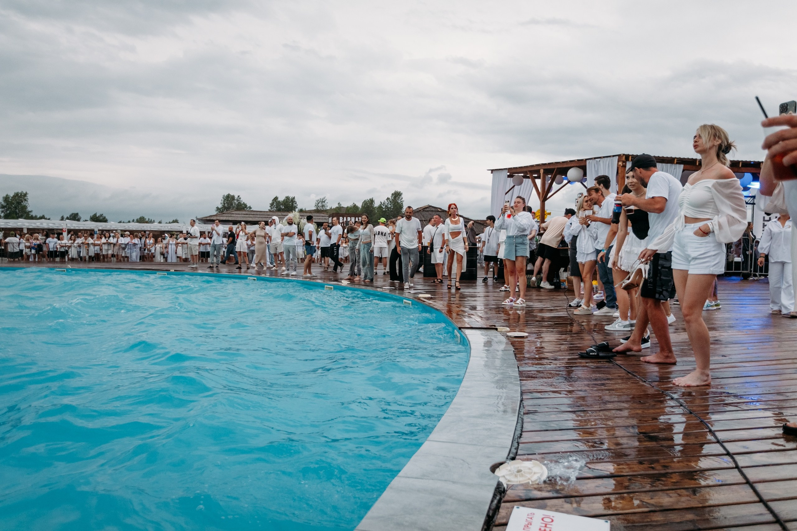 White Party @ Бархат парк. Репортажный фотограф Максим Полянский. Москва, Санкт-Петербург, Красноярск