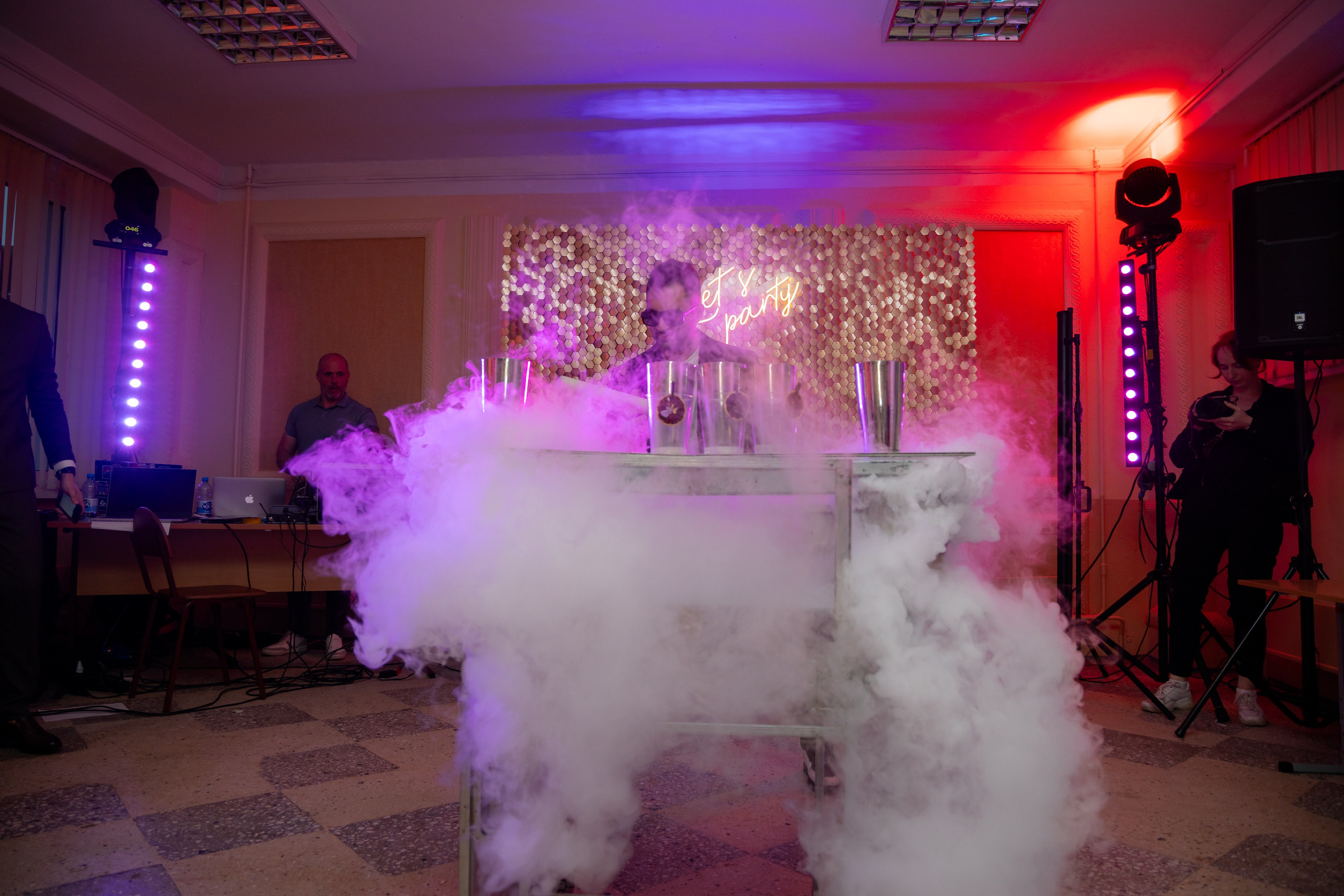 Школьный выпускной 2024 год в Соколе (Минск). Свадебный фотограф в Минске/Беларуси Сергей Спиридонов