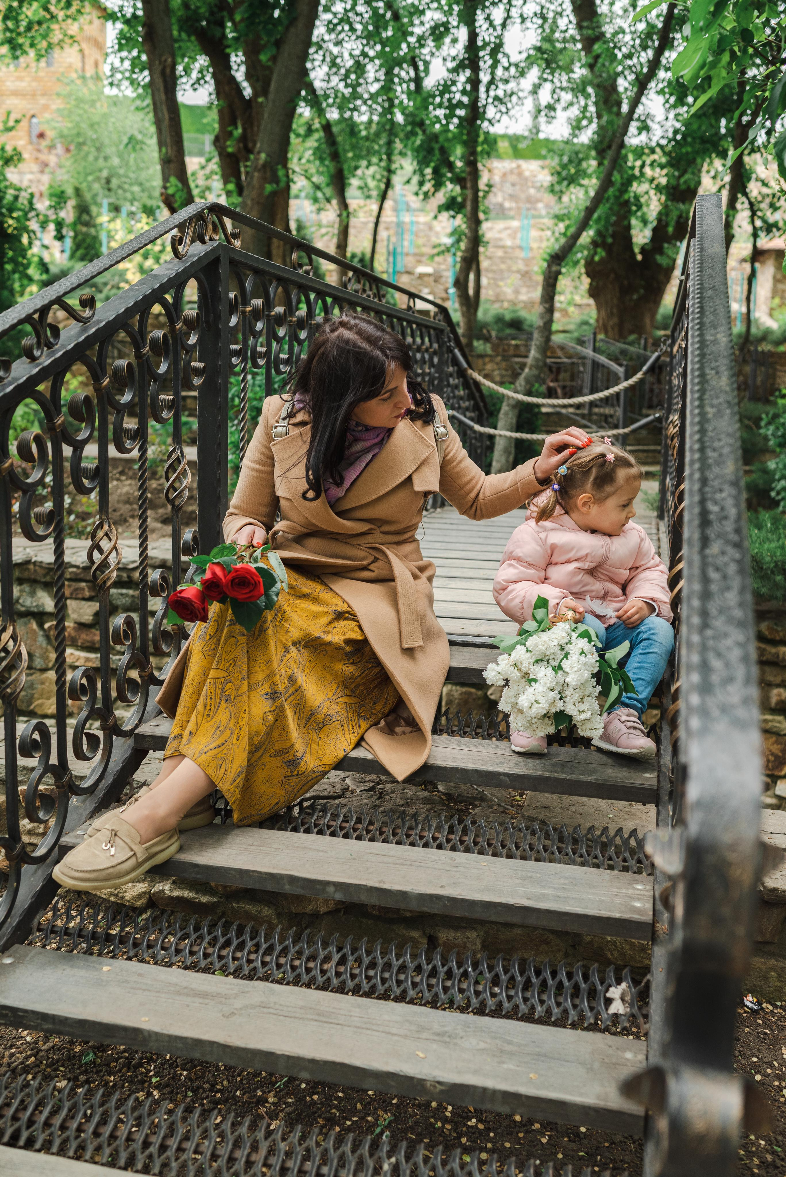 Прогулка мамы с доченькой Боженой в парке Лога. Фотограф в Каменске-Шахтинском Ольга Сагал