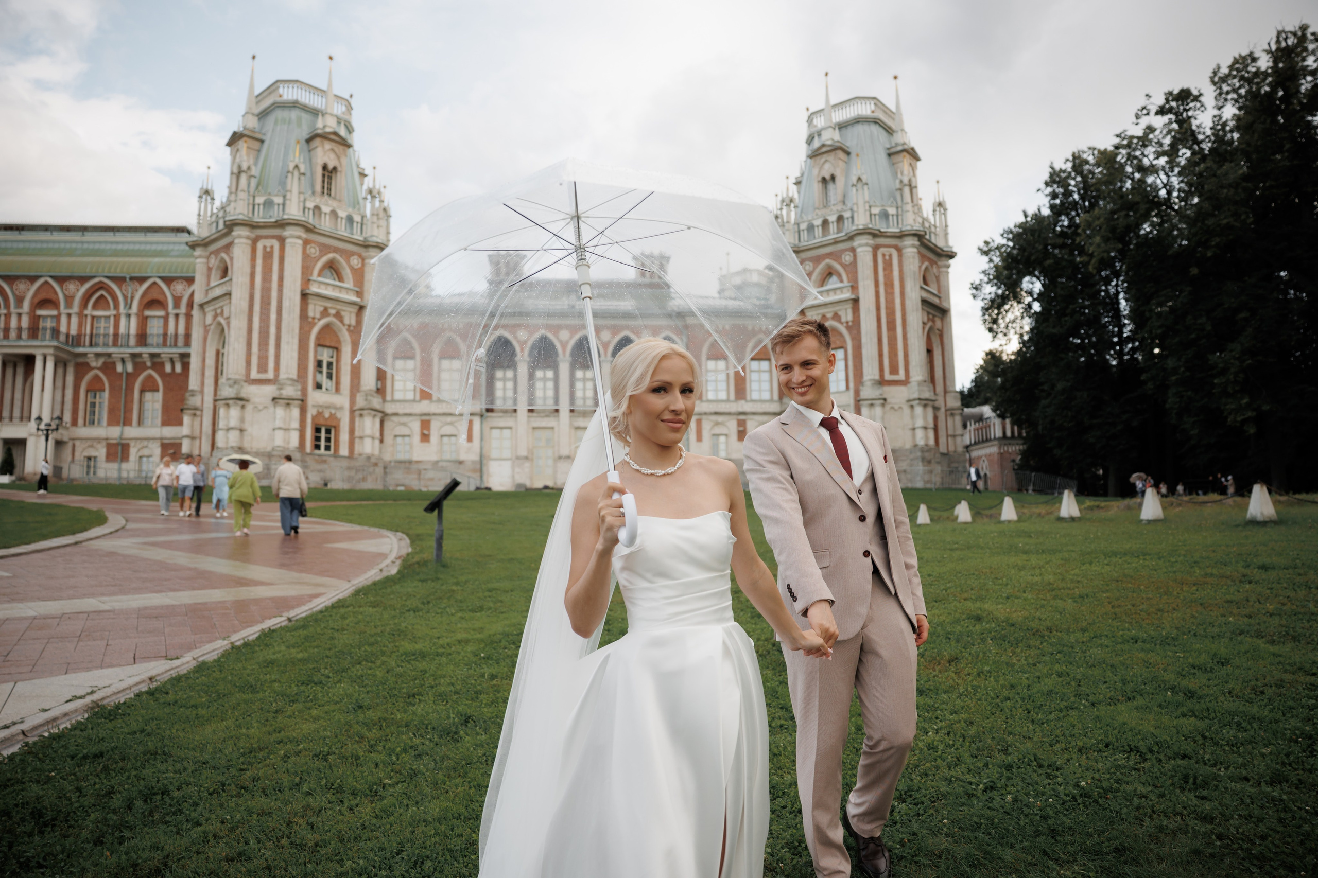 Отель «Милан», Шипиловский ЗАГС, прогулка в парке Царицыно. Свадебный и репортажный фотограф (Москва, Королев и другие)