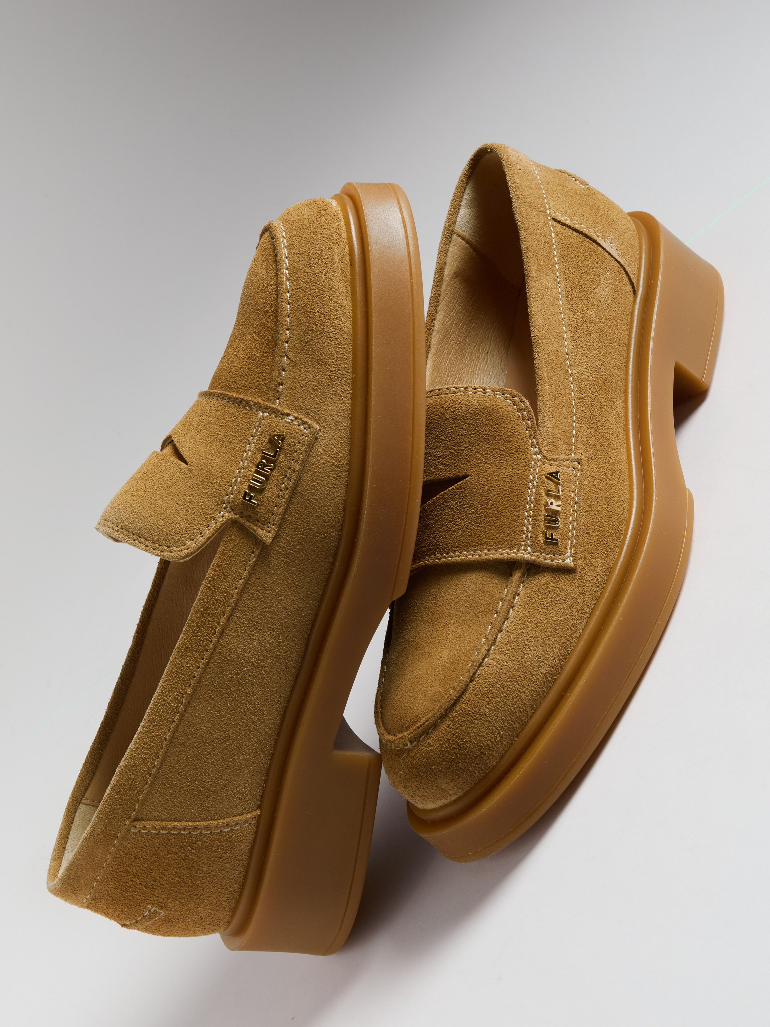 Предметный фотограф в Москве Евгений Шубин