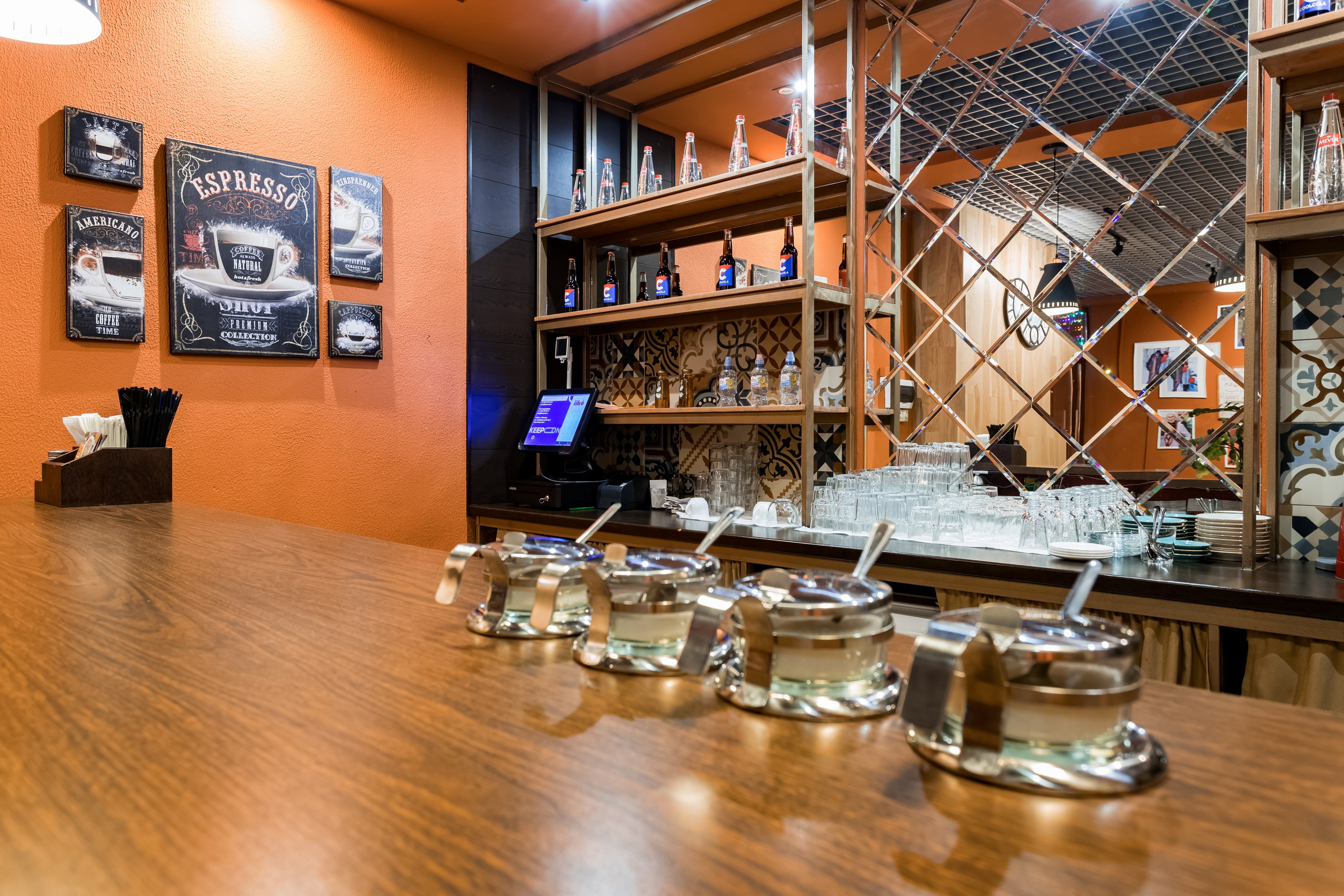 Кафе Giovane nonna в Реутове. Интерьеры, Контент, Портреты | Фотограф в Москве Дани Терно