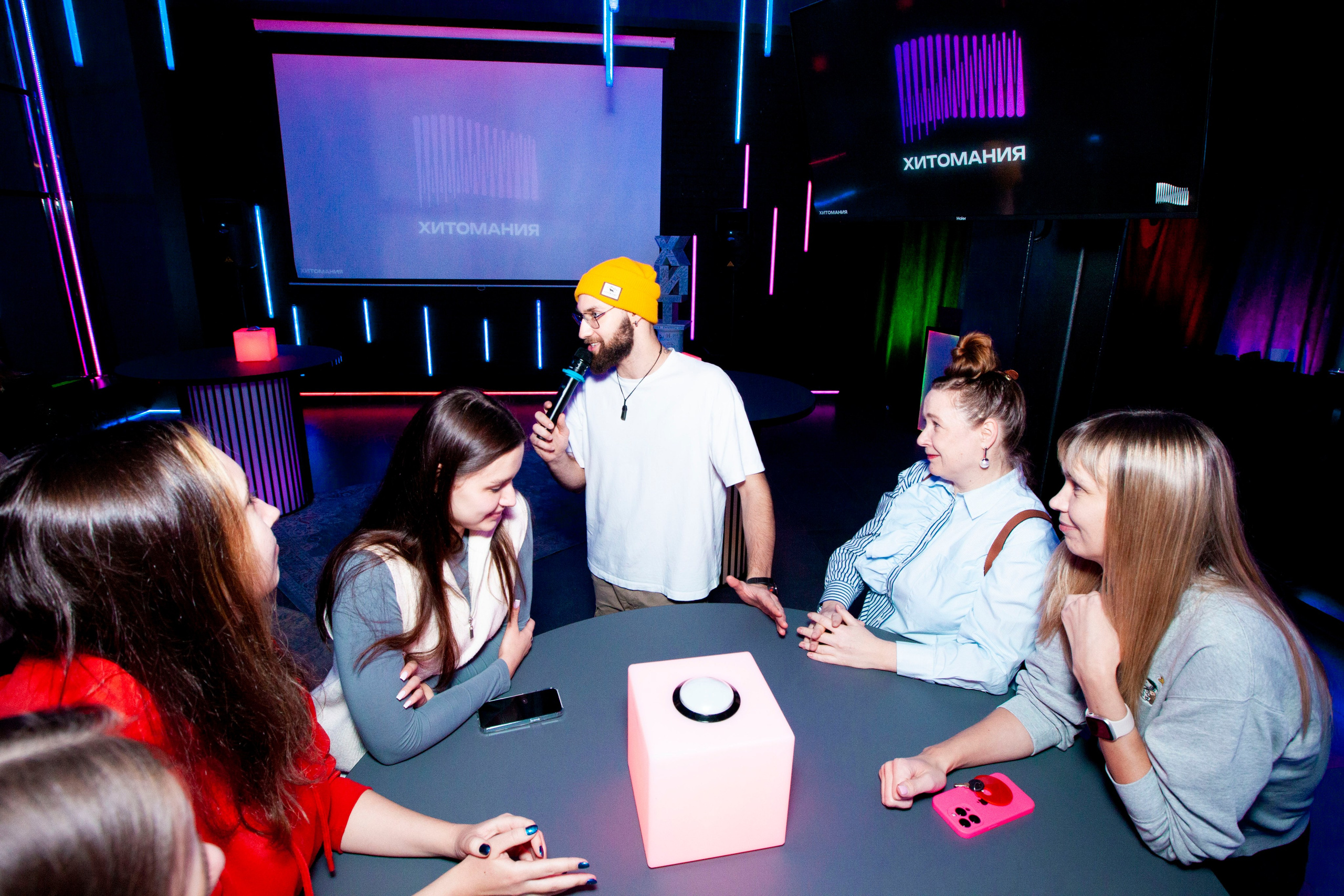 Хитомания. Stanislav Baryshev — People. Emotions. Atmosphere