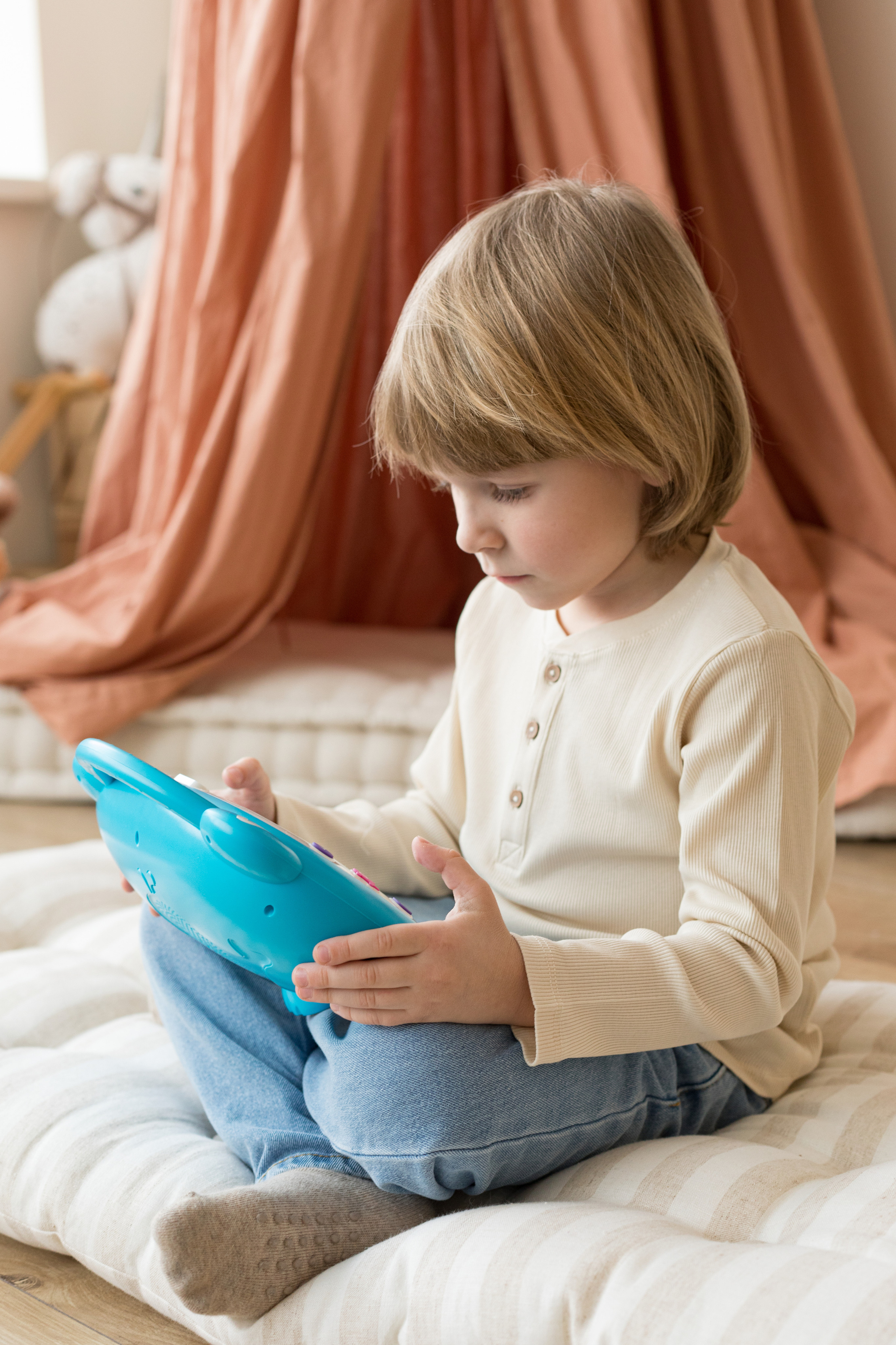 Контент для детского бренда. Детский и контент фотограф Надя Волкова Санкт-Петербург