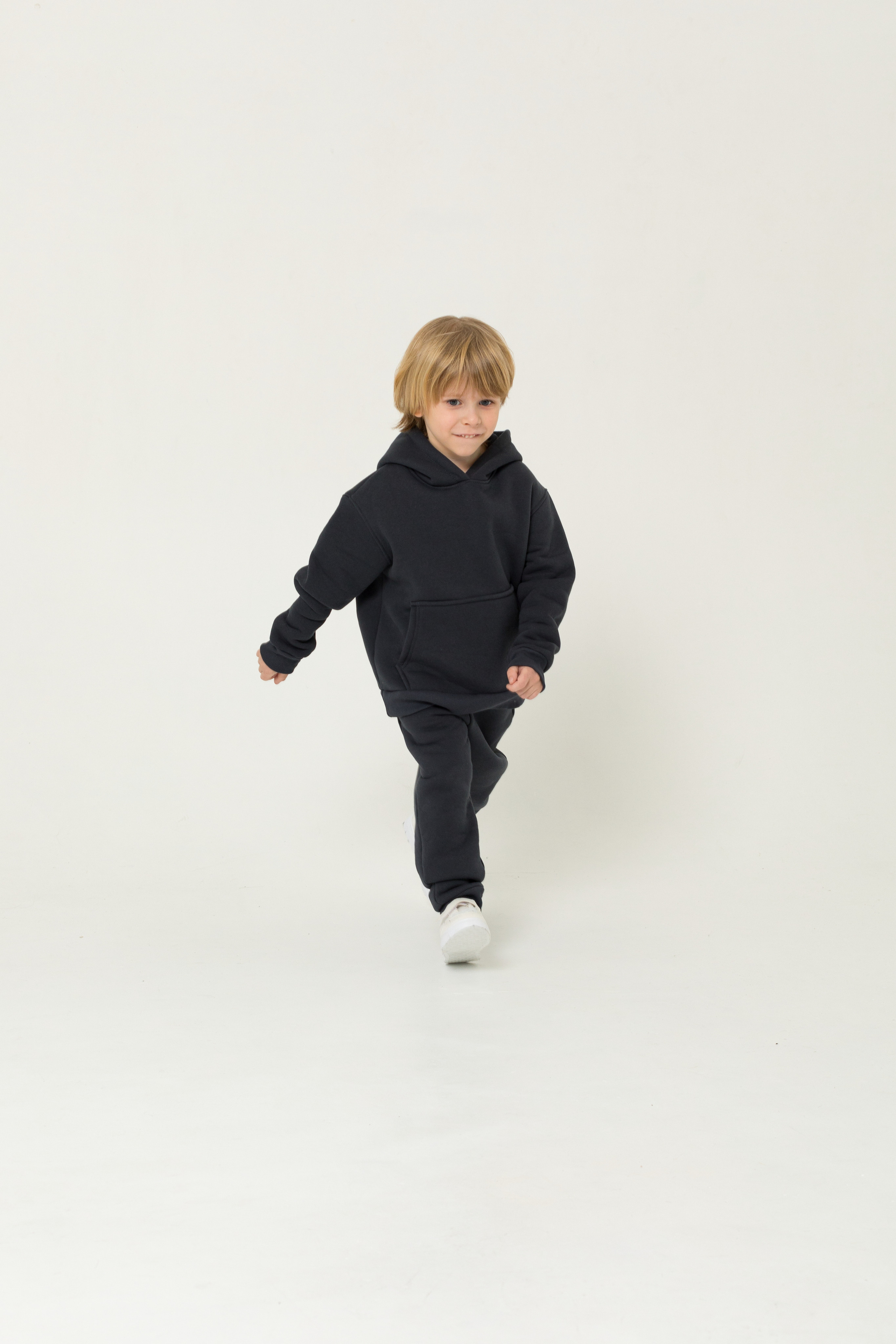 Контент для детского бренда. Детский и контент фотограф Надя Волкова Санкт-Петербург