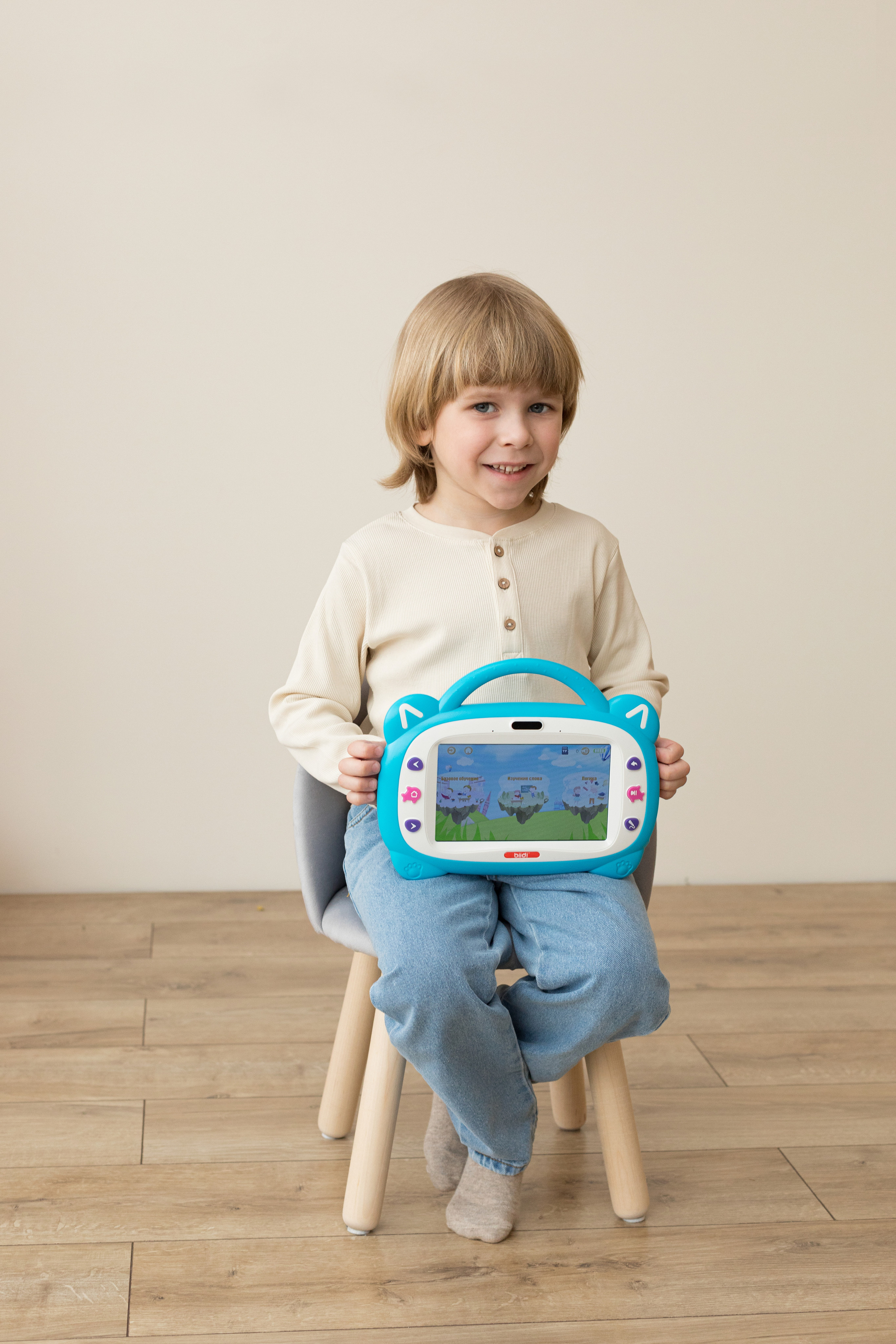 Контент для детского бренда. Детский и контент фотограф Надя Волкова Санкт-Петербург