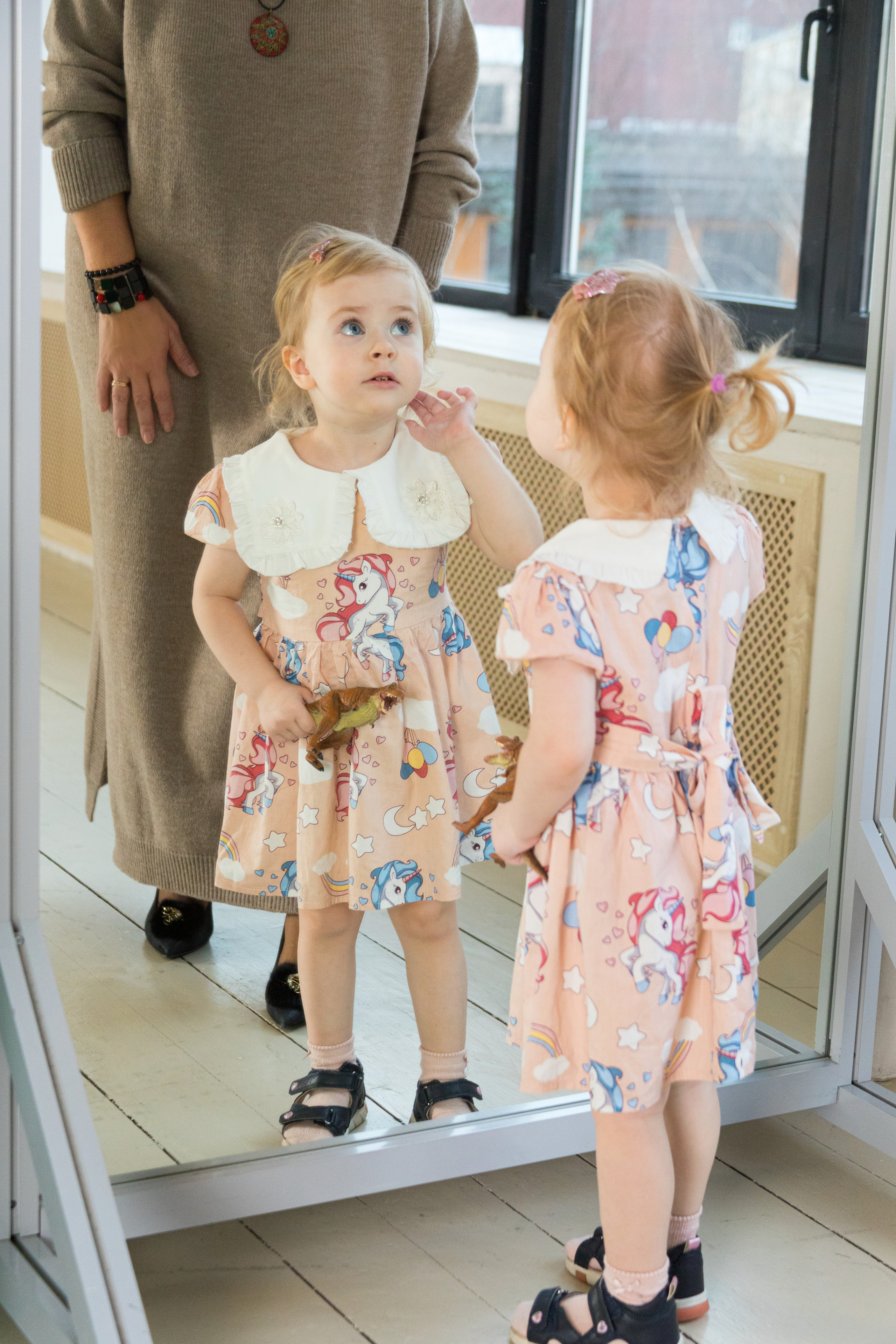 Семейная фотосессия в студии с ребенком. Детский и контент фотограф Надя Волкова Санкт-Петербург